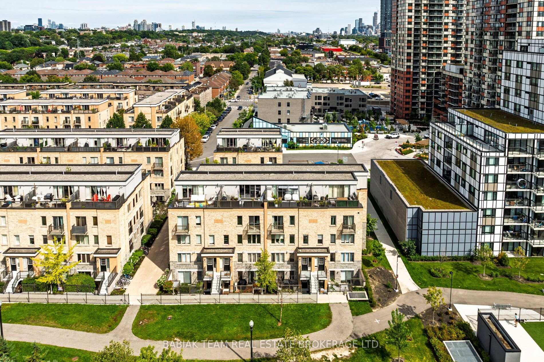 Photo 37 of Unit 258, 8 Foundry Avenue, Toronto, Dovercourt-Wallace Emerson-Junction — HOMEH