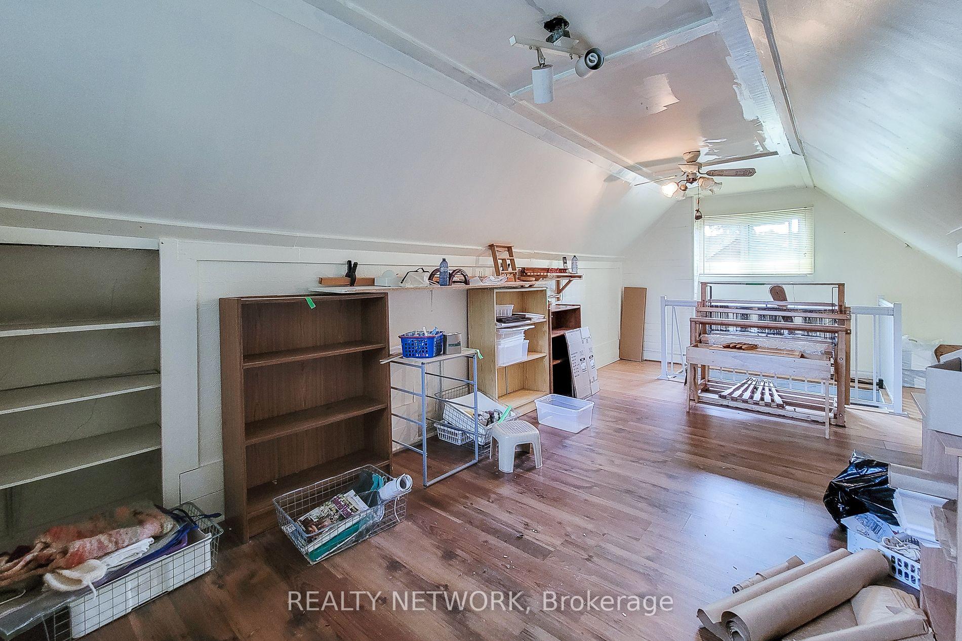 Photo 25 of 12 Leinster Avenue S, Hamilton, Stipley — HOMEH