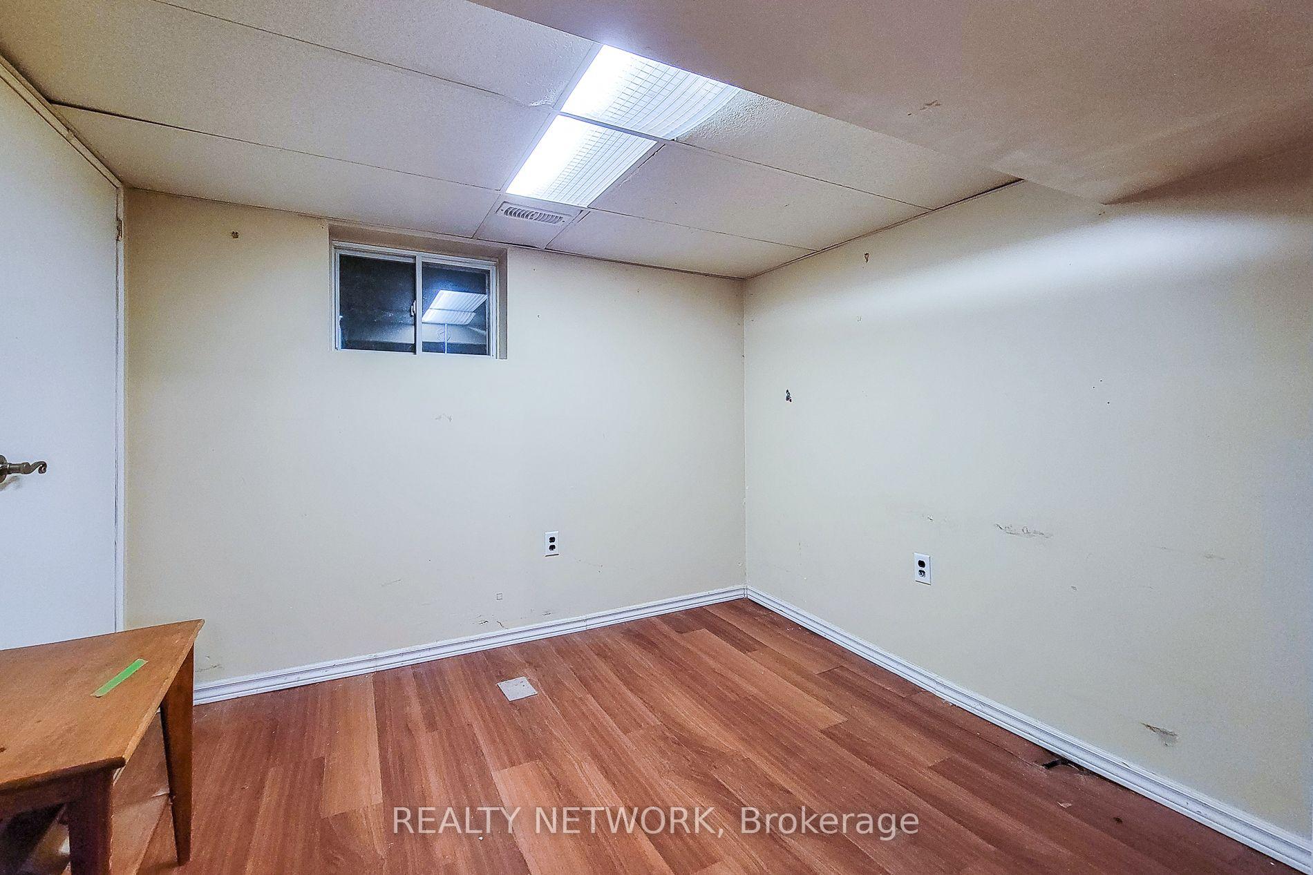 Photo 36 of 12 Leinster Avenue S, Hamilton, Stipley — HOMEH