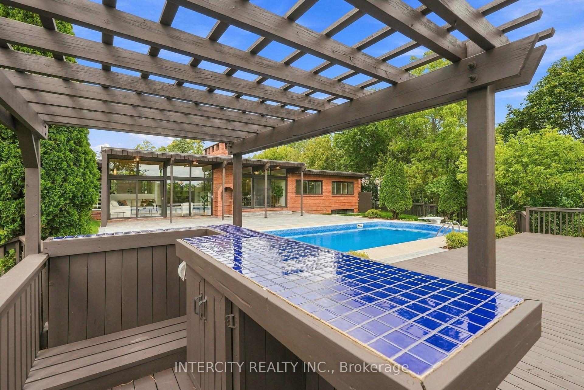 Photo 29 of 100 Ravendale Court, Vaughan, Kleinburg — HOMEH