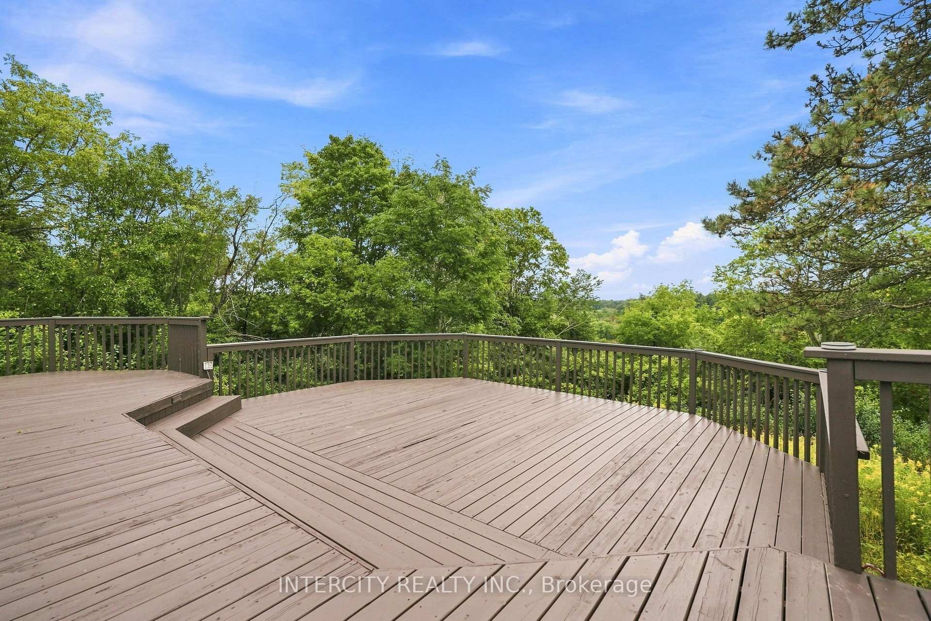 Photo 31 of 100 Ravendale Court, Vaughan, Kleinburg — HOMEH