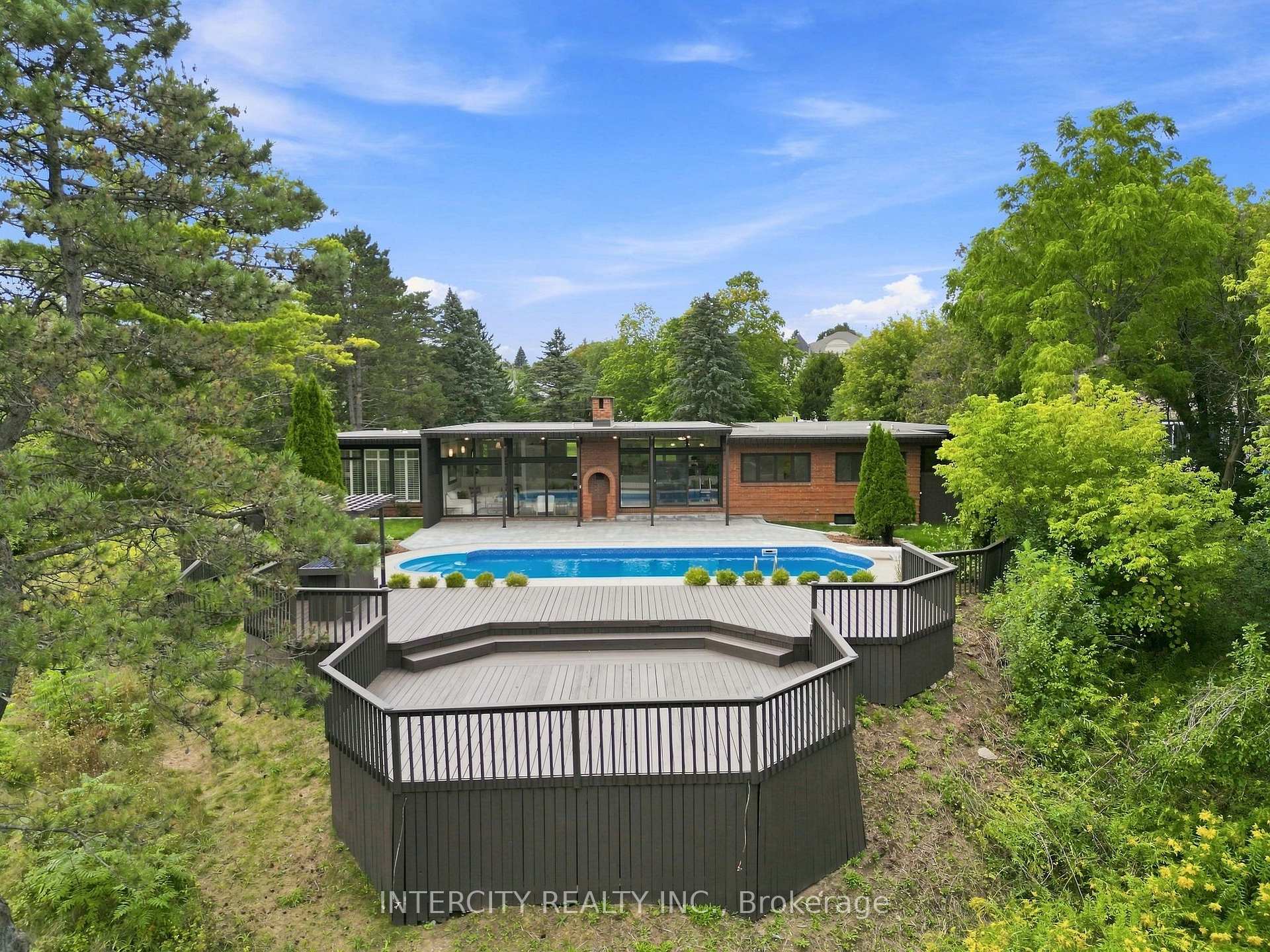 Photo 33 of 100 Ravendale Court, Vaughan, Kleinburg — HOMEH