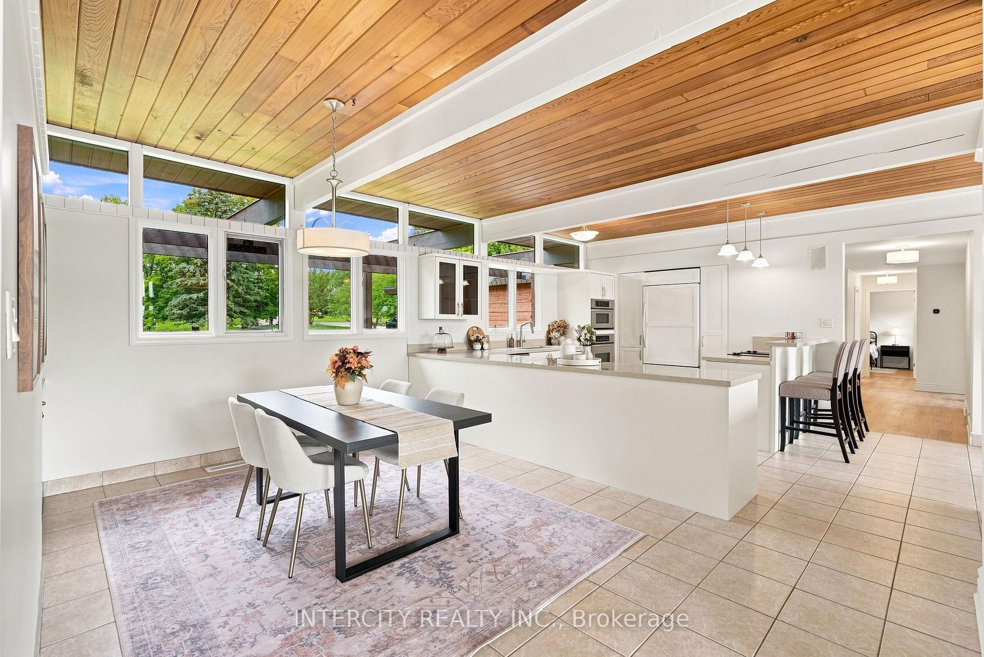 Photo 41 of 100 Ravendale Court, Vaughan, Kleinburg — HOMEH