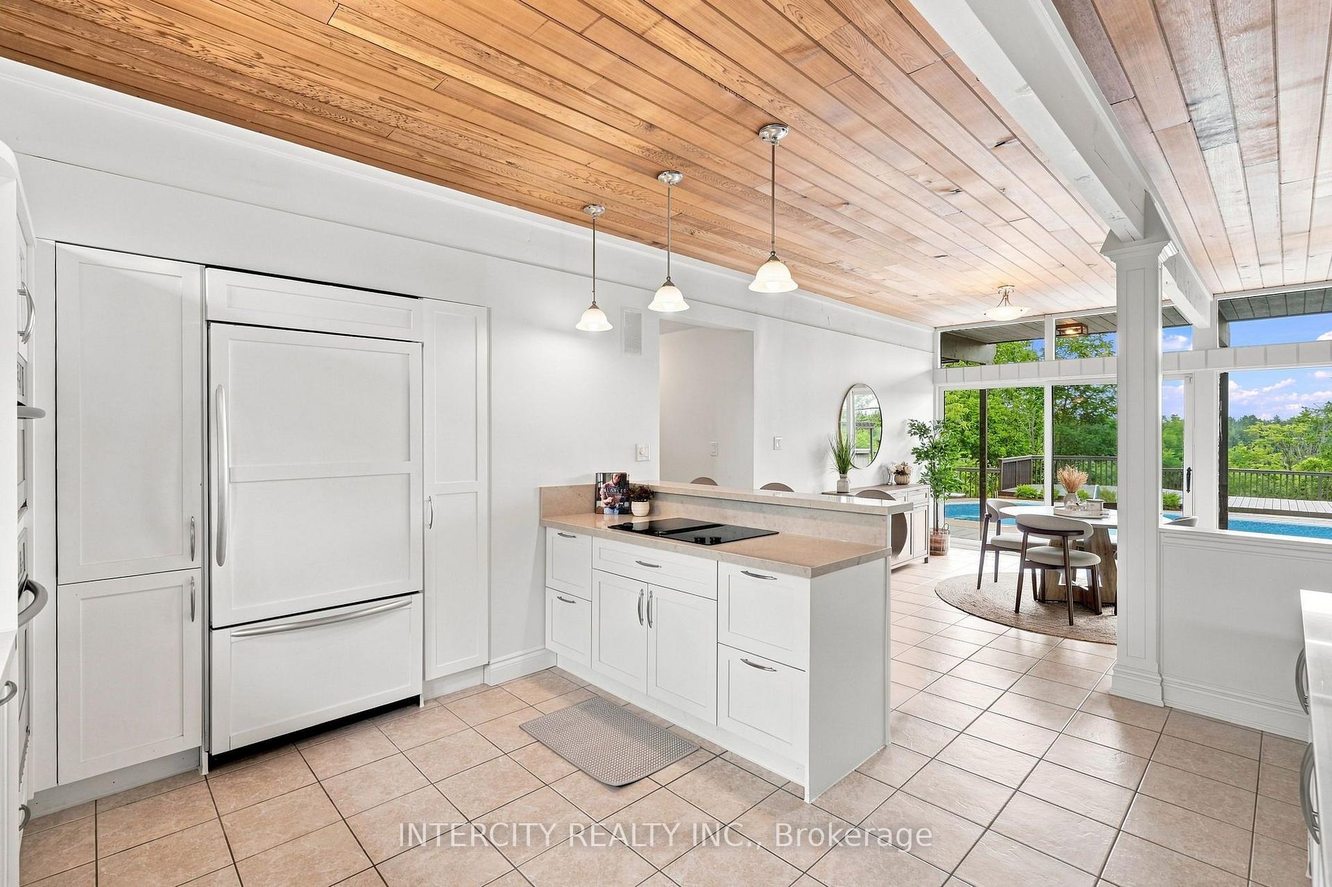 Photo 49 of 100 Ravendale Court, Vaughan, Kleinburg — HOMEH