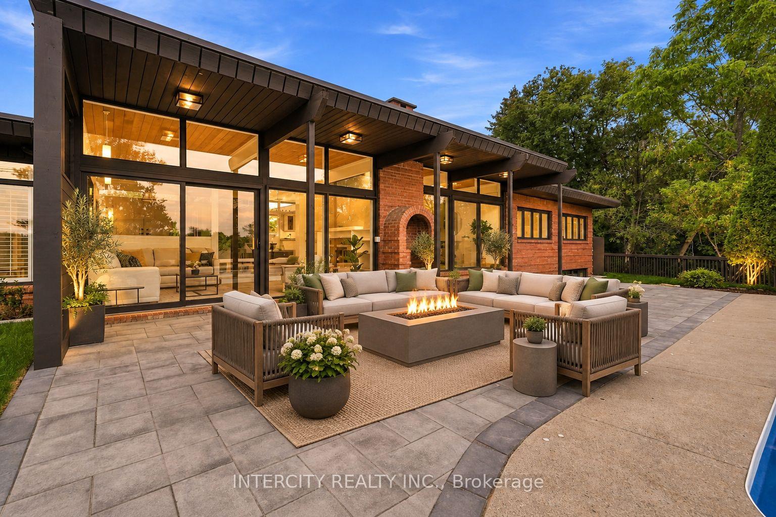 Photo 61 of 100 Ravendale Court, Vaughan, Kleinburg — HOMEH