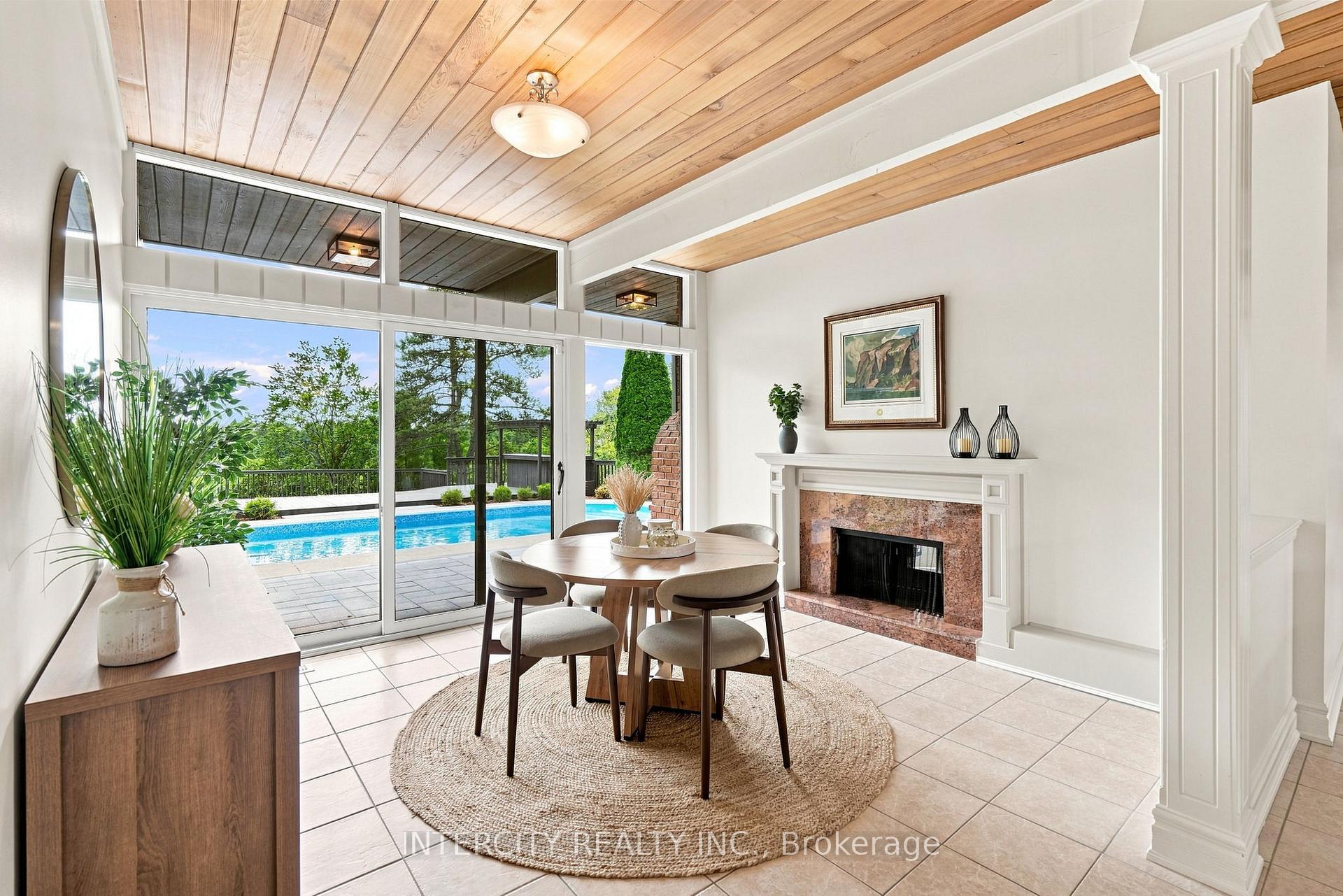 Photo 16 of 100 Ravendale Court, Vaughan, Kleinburg — HOMEH