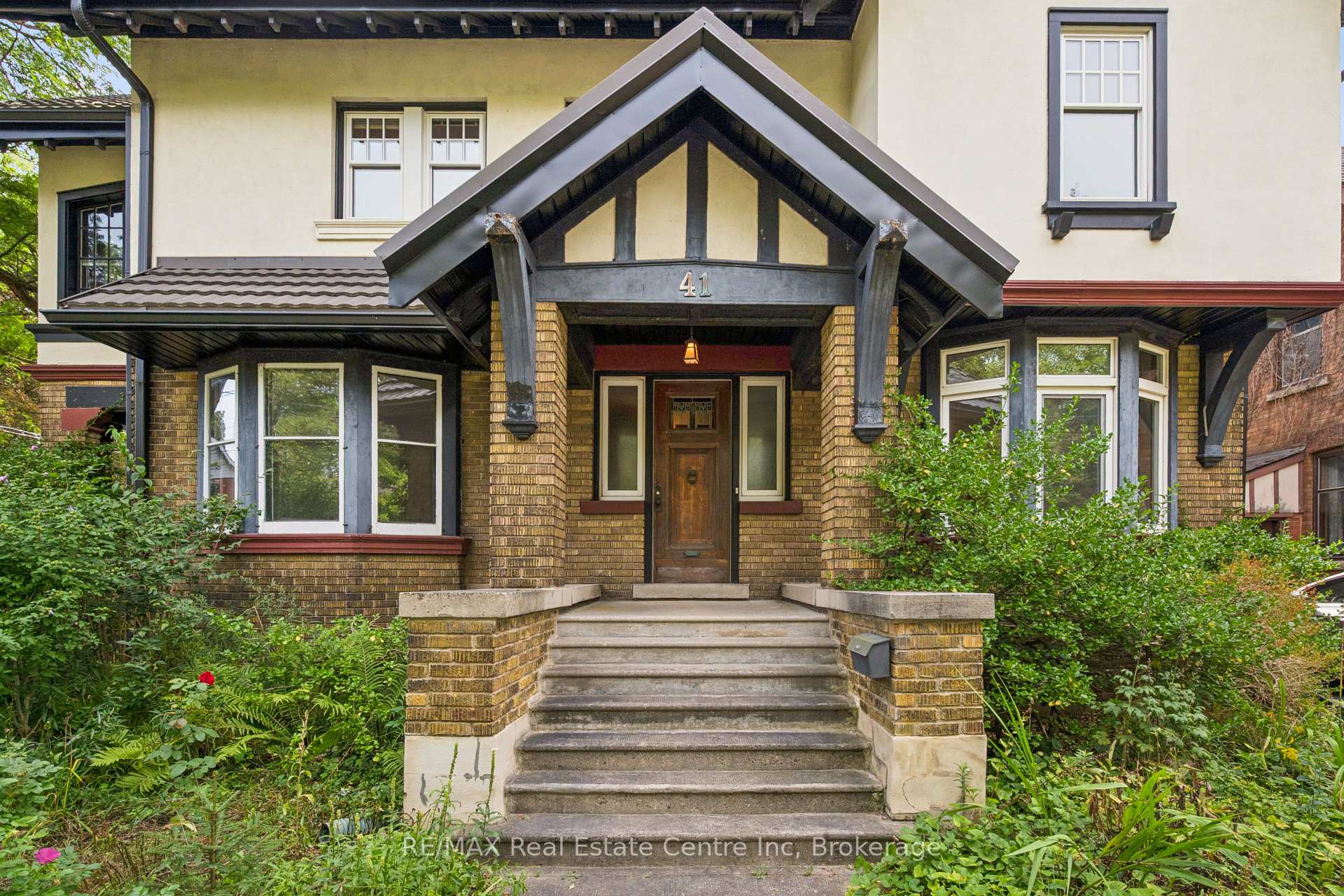 Photo 7 of 41 Grange Street, Guelph, St. George's — HOMEH