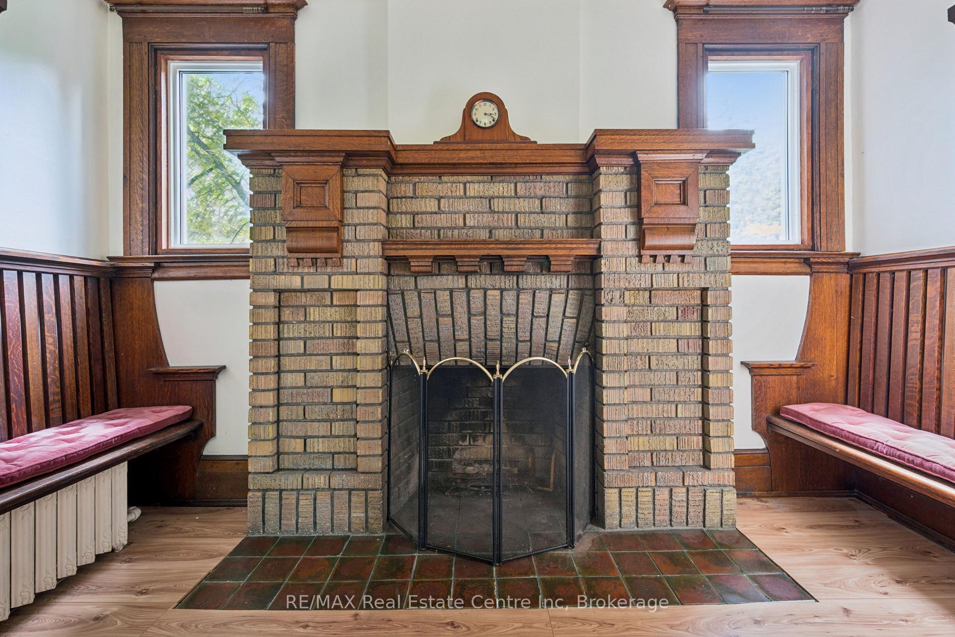 Photo 15 of 41 Grange Street, Guelph, St. George's — HOMEH
