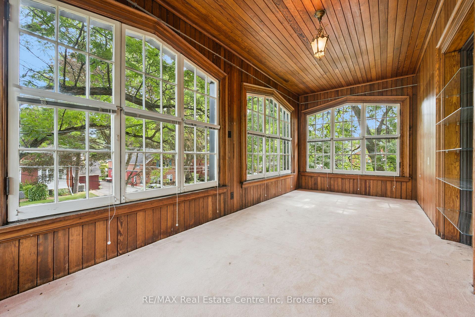Photo 36 of 41 Grange Street, Guelph, St. George's — HOMEH