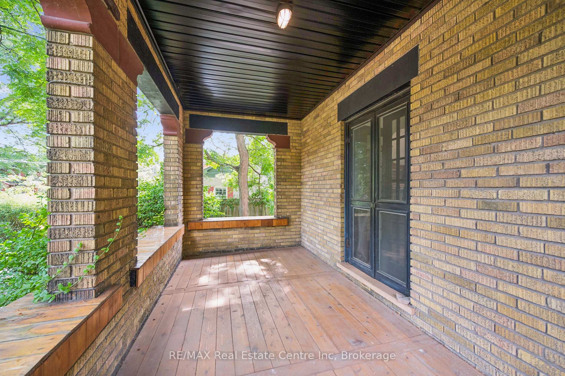 Photo 46 of 41 Grange Street, Guelph, St. George's — HOMEH