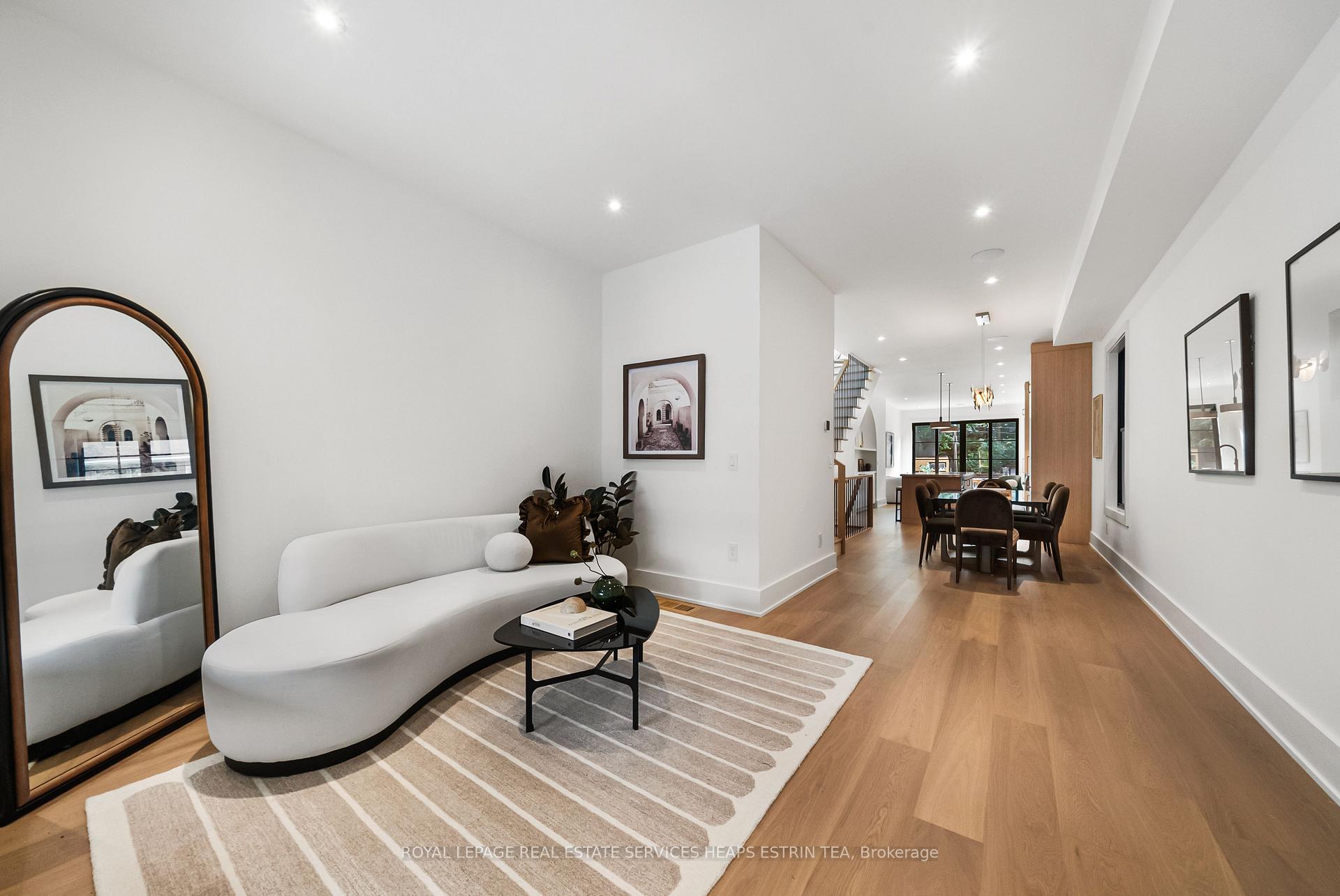 Photo 5 of 27 Taunton Road, Toronto, Mount Pleasant East — HOMEH