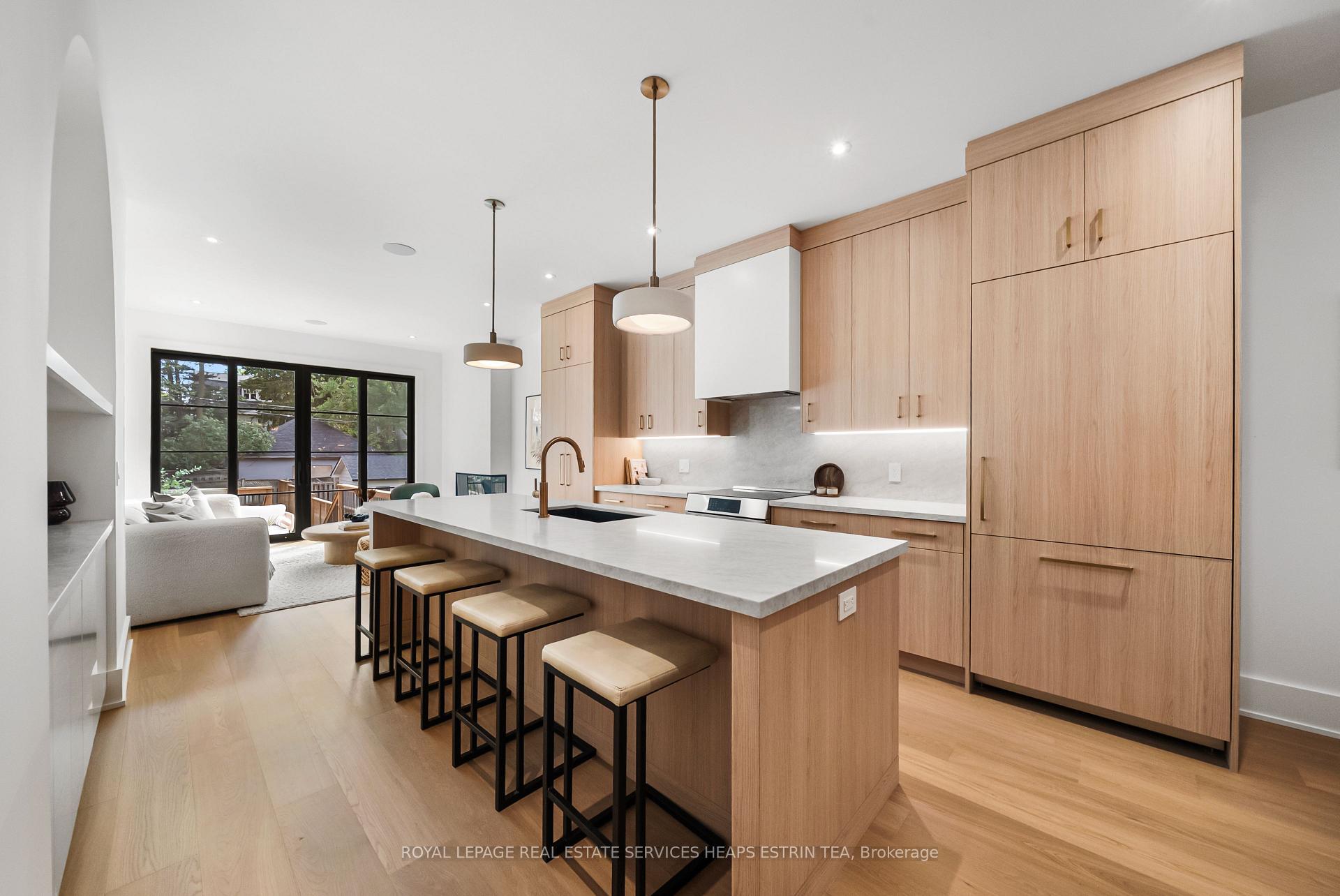 Photo 12 of 27 Taunton Road, Toronto, Mount Pleasant East — HOMEH