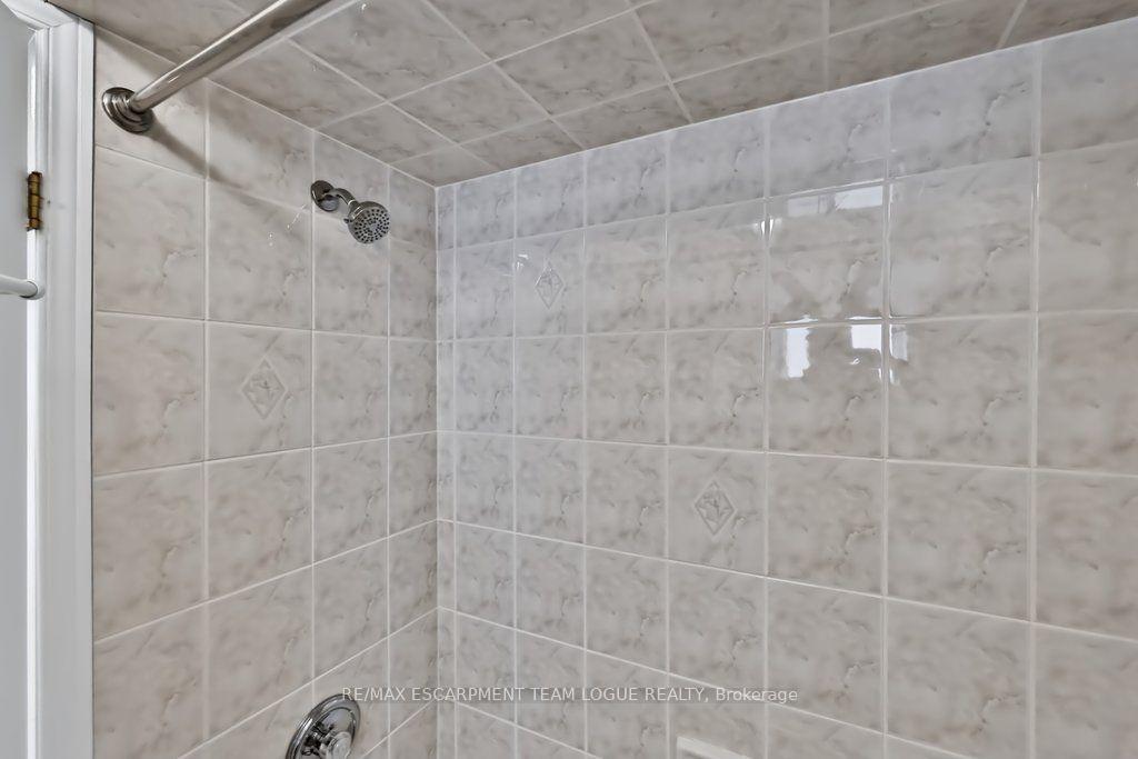 Photo 22 of 1320 Burkholder Drive, Burlington, Tansley — HOMEH