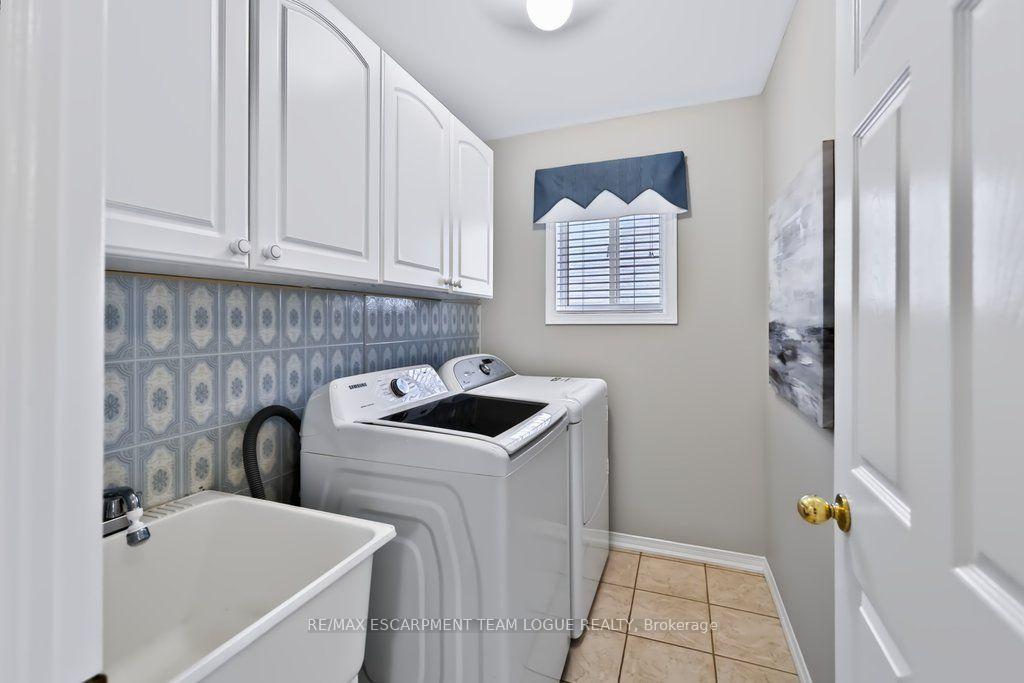 Photo 26 of 1320 Burkholder Drive, Burlington, Tansley — HOMEH
