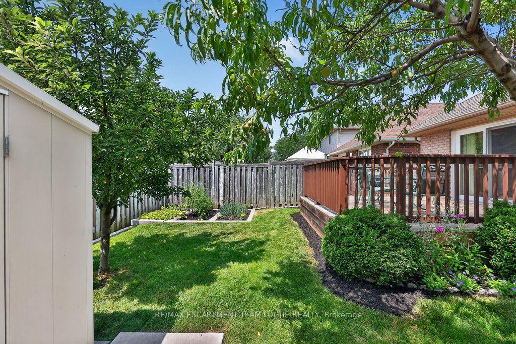 Photo 39 of 1320 Burkholder Drive, Burlington, Tansley — HOMEH