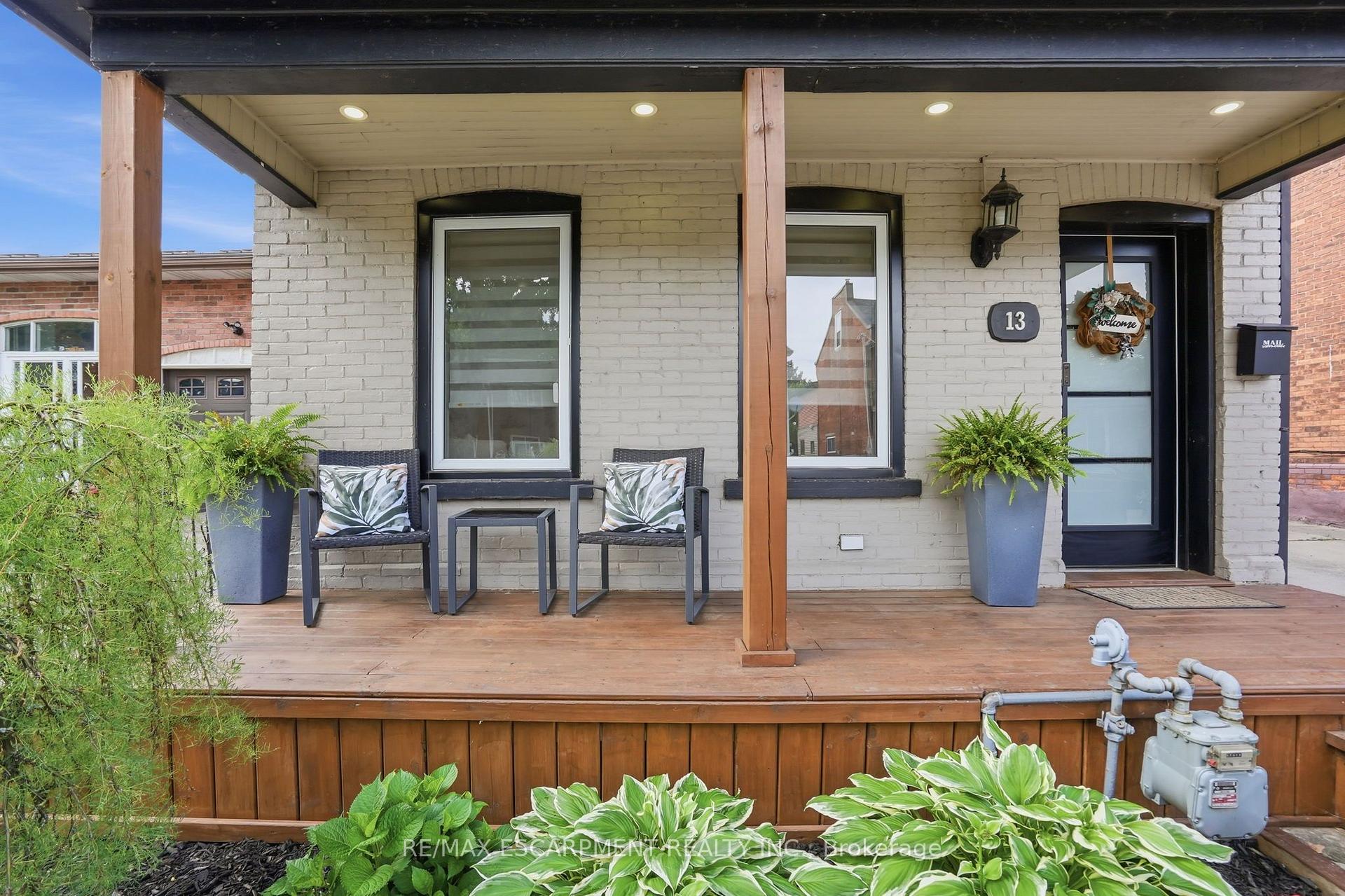 Photo 3 of 13 Picton Street W, Hamilton, North End — HOMEH