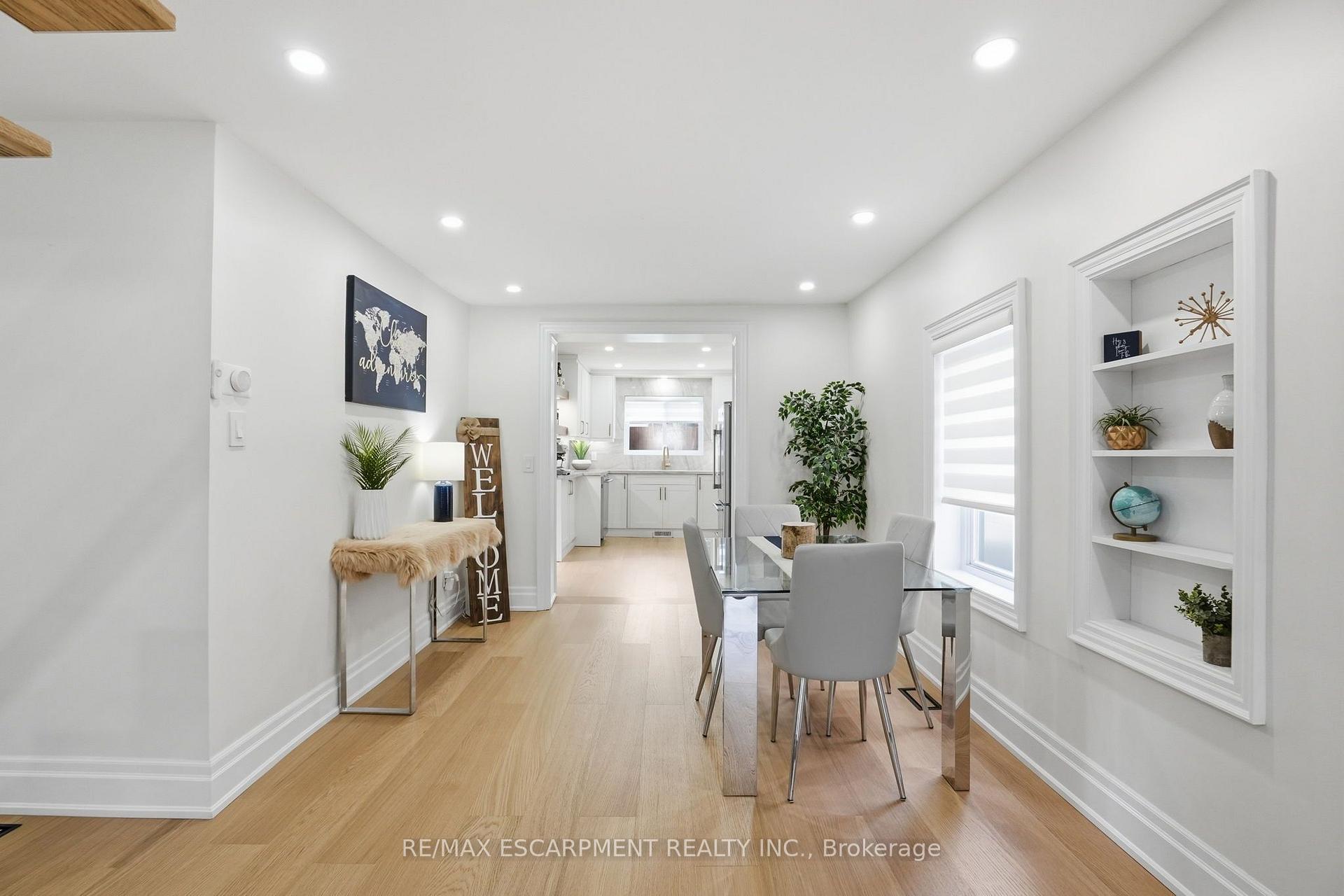 Photo 11 of 13 Picton Street W, Hamilton, North End — HOMEH