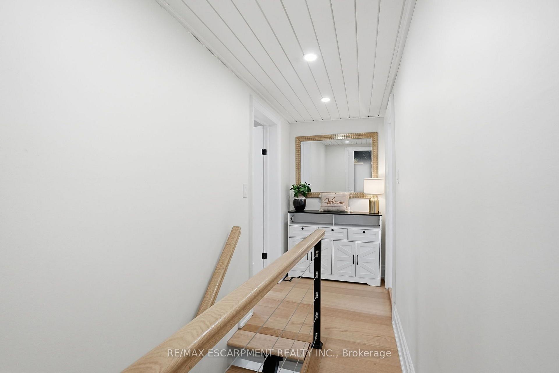 Photo 17 of 13 Picton Street W, Hamilton, North End — HOMEH