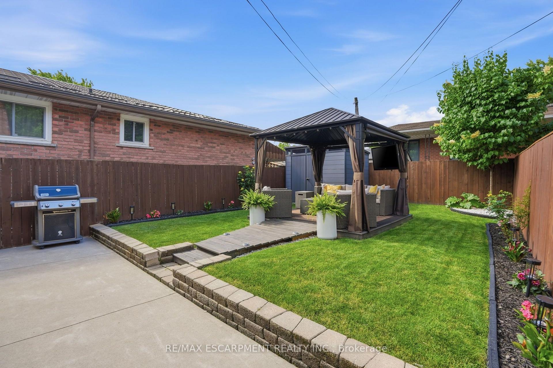 Photo 31 of 13 Picton Street W, Hamilton, North End — HOMEH