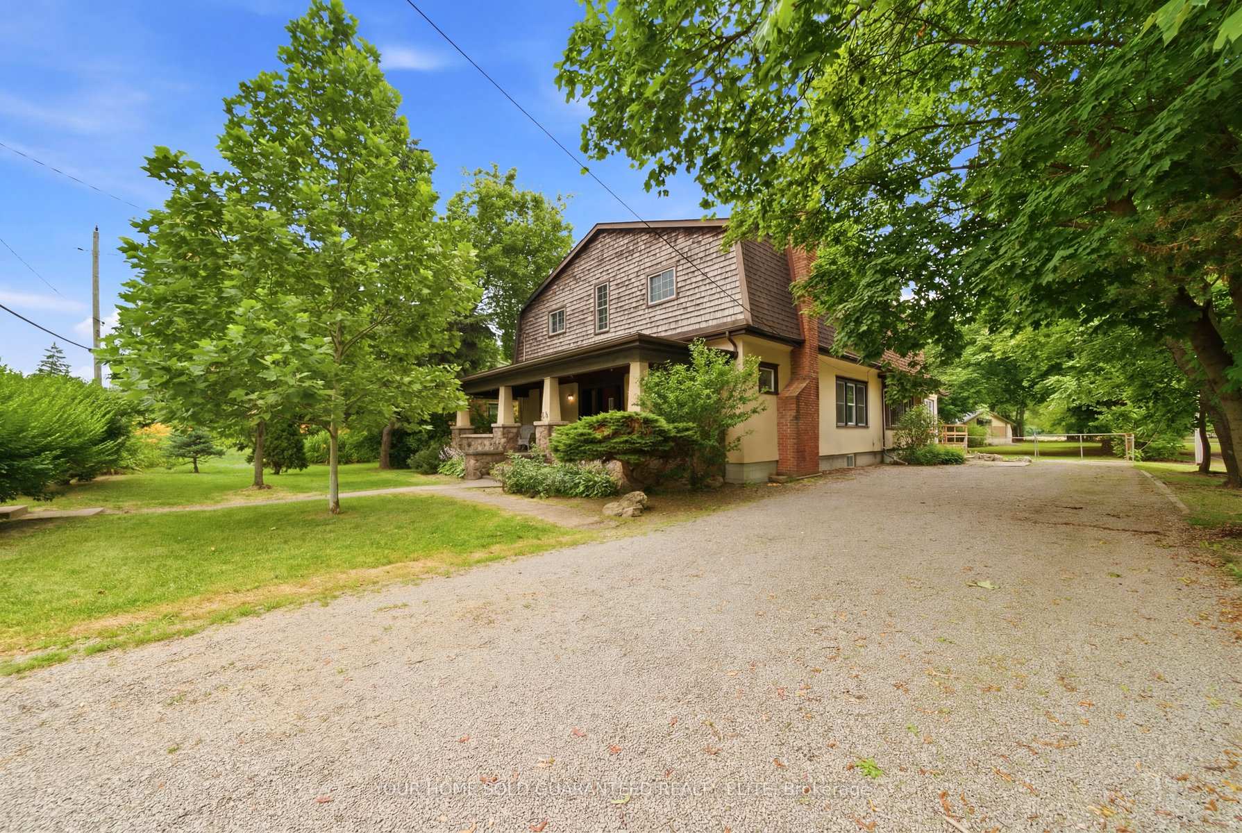 Photo of 211 Canborough Street