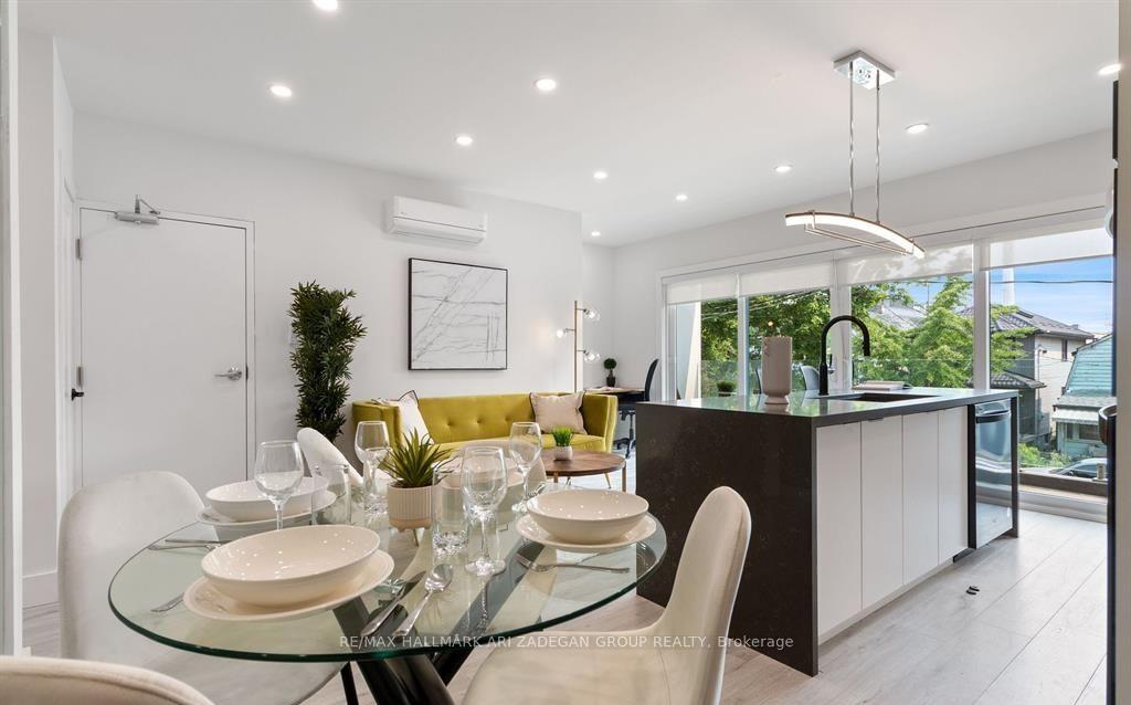 Photo 8 of Unit 2, 16 Minto Street, Toronto, Greenwood-Coxwell — HOMEH
