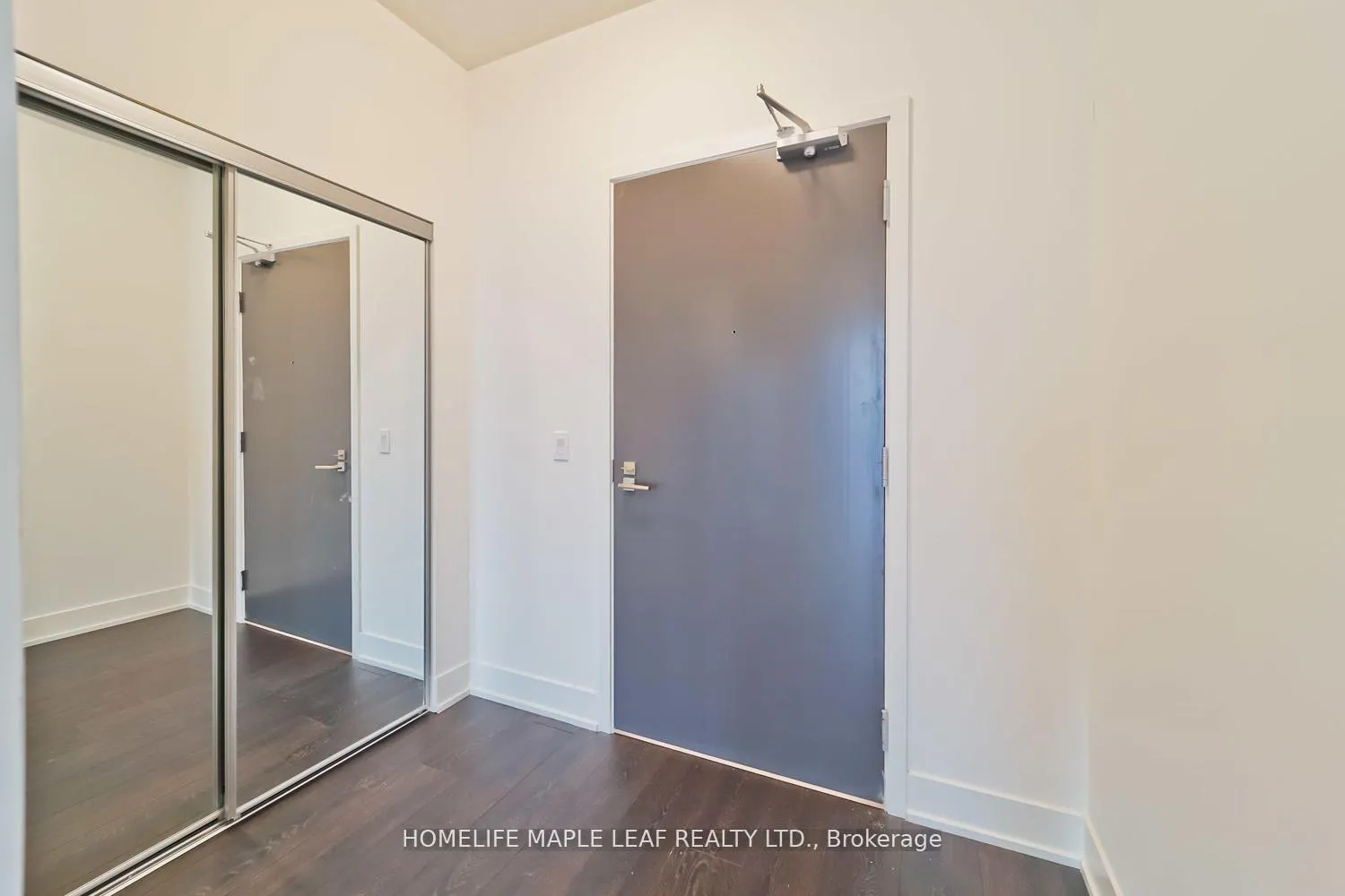 Photo 3 of Unit 3307, 2908 Highway 7 Road, Vaughan, Concord — HOMEH