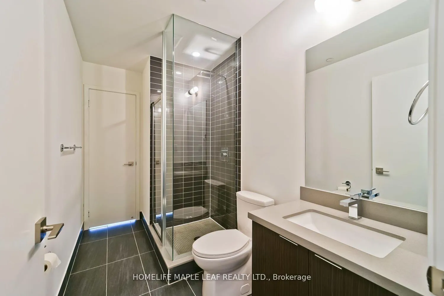 Photo 14 of Unit 3307, 2908 Highway 7 Road, Vaughan, Concord — HOMEH