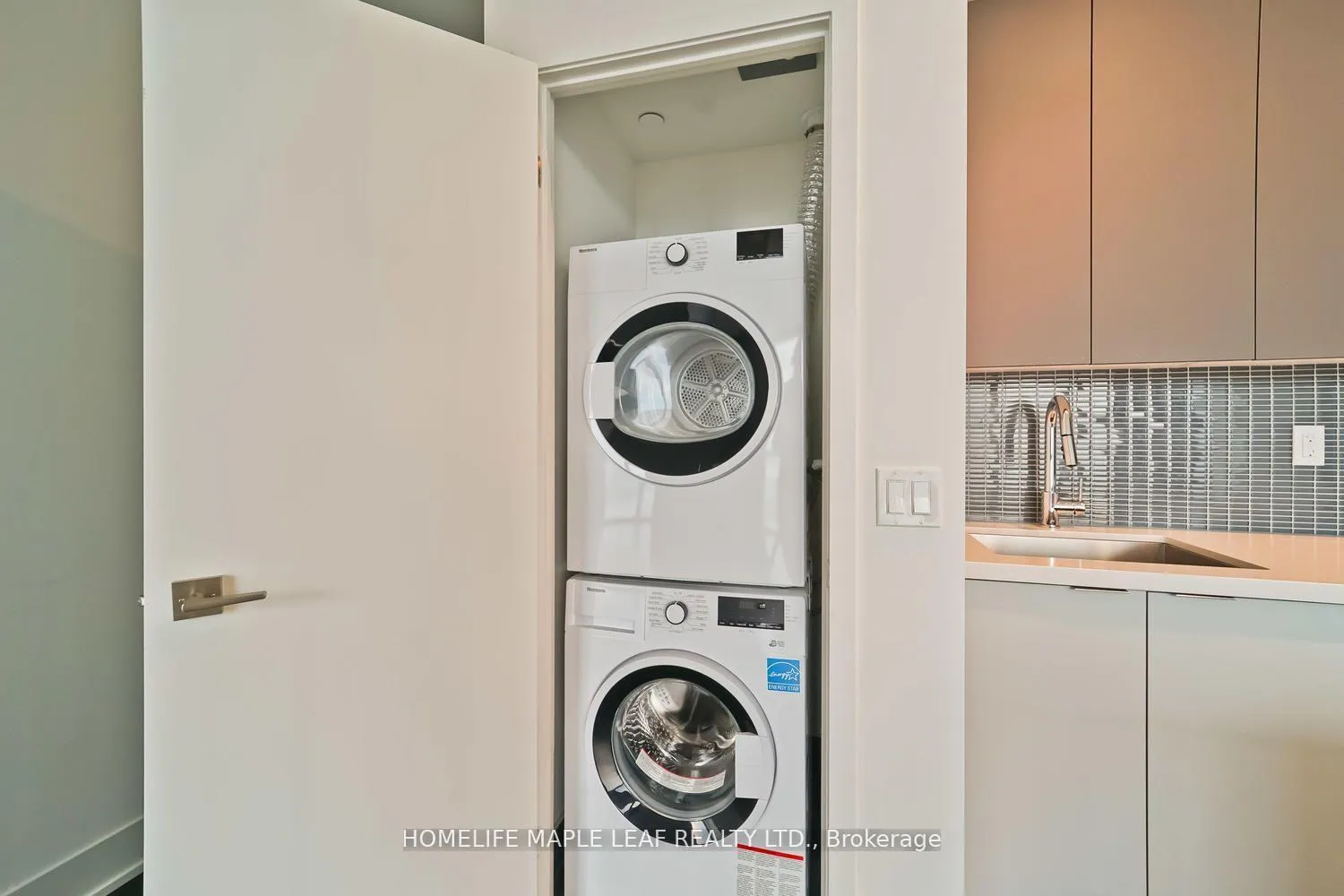 Photo 18 of Unit 3307, 2908 Highway 7 Road, Vaughan, Concord — HOMEH
