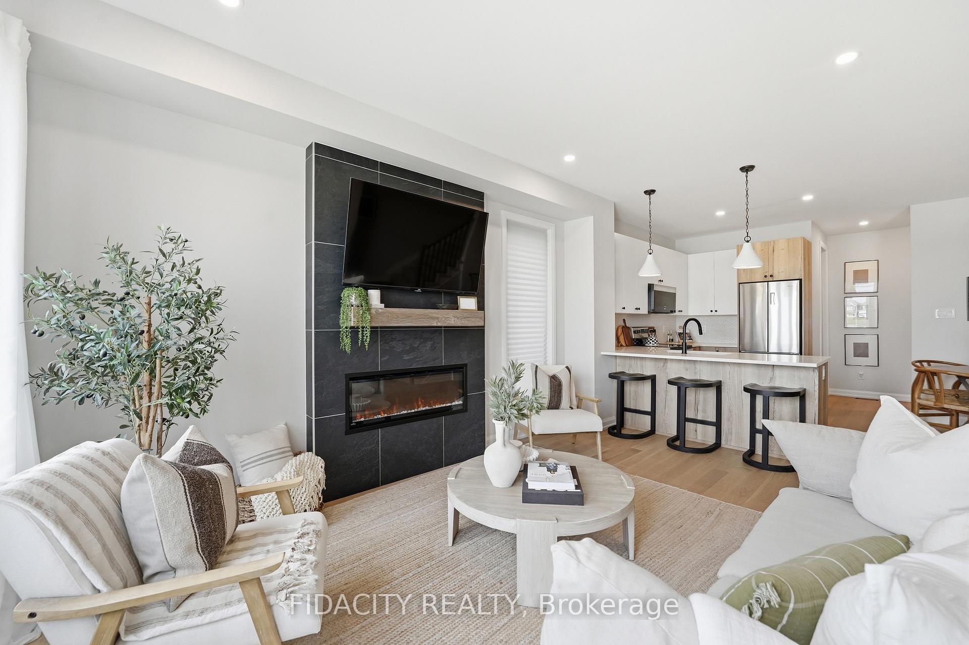 Photo 7 of 6333 Perth Street, Ottawa, Btwn Franktown Rd. & Fallowfield Rd. — HOMEH