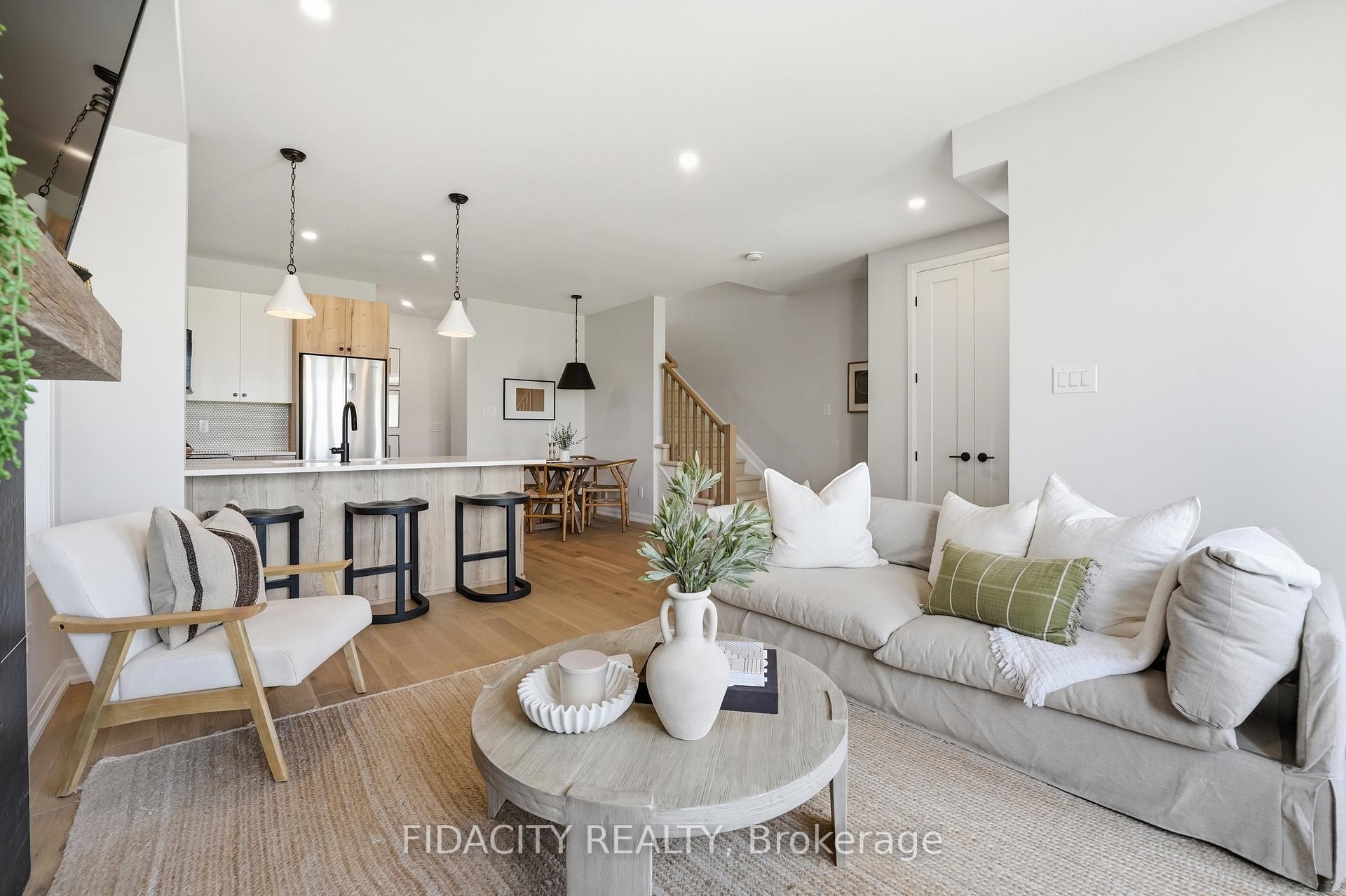 Photo 9 of 6333 Perth Street, Ottawa, Btwn Franktown Rd. & Fallowfield Rd. — HOMEH
