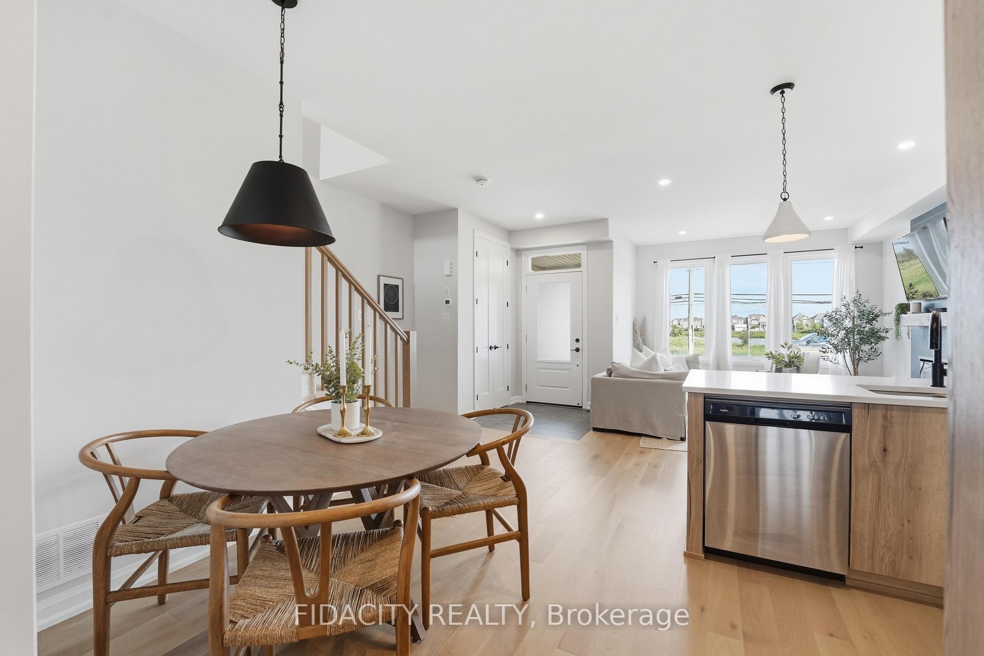 Photo 16 of 6333 Perth Street, Ottawa, Btwn Franktown Rd. & Fallowfield Rd. — HOMEH