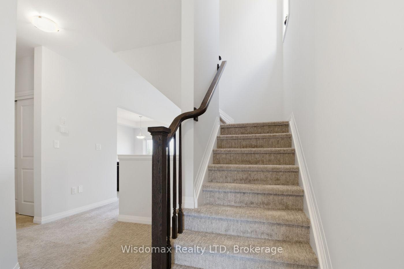 Photo 5 of 29 Bur Oak Drive, Thorold, Confederation Heights — HOMEH