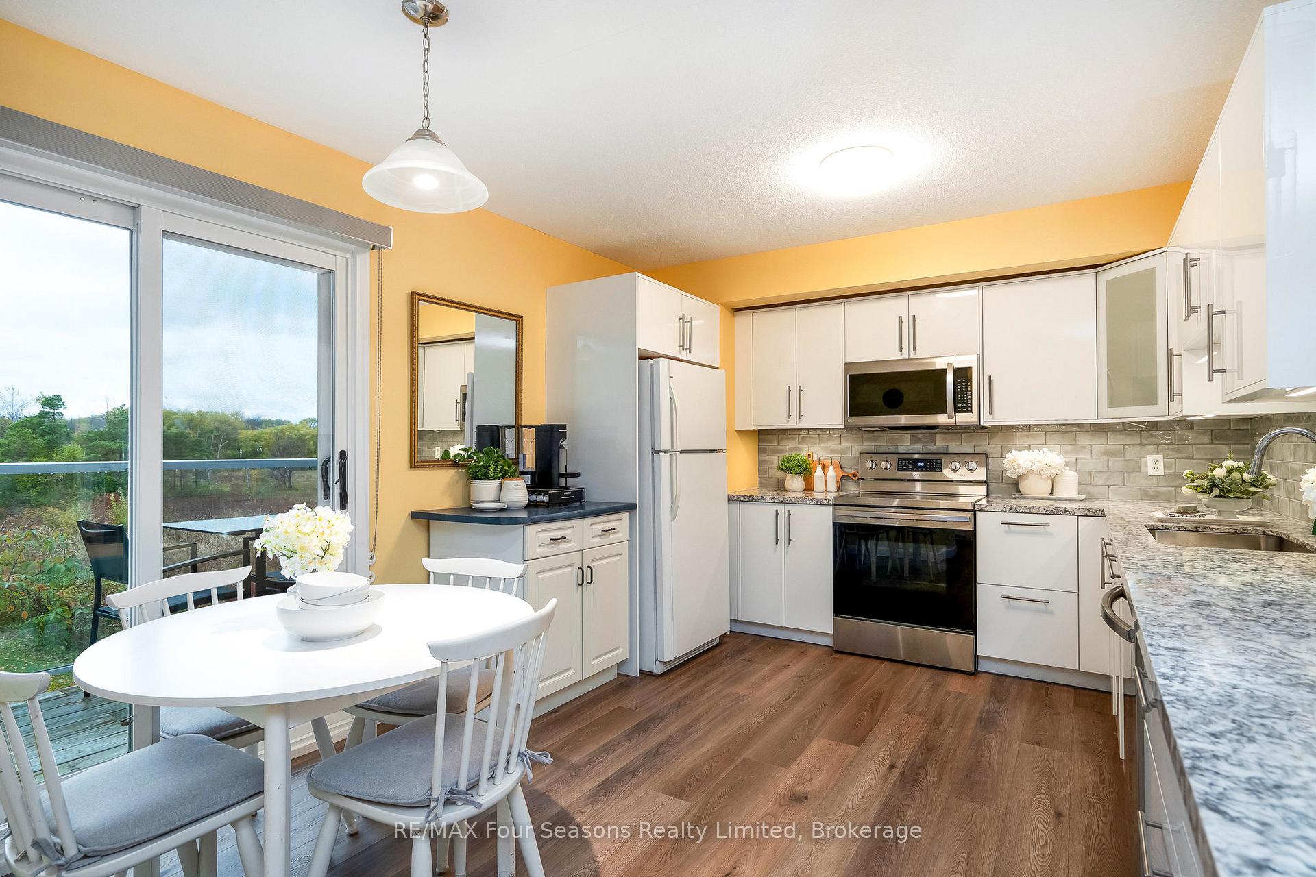 Photo 3 of Unit 17, 44 Trott Boulevard, Collingwood — HOMEH