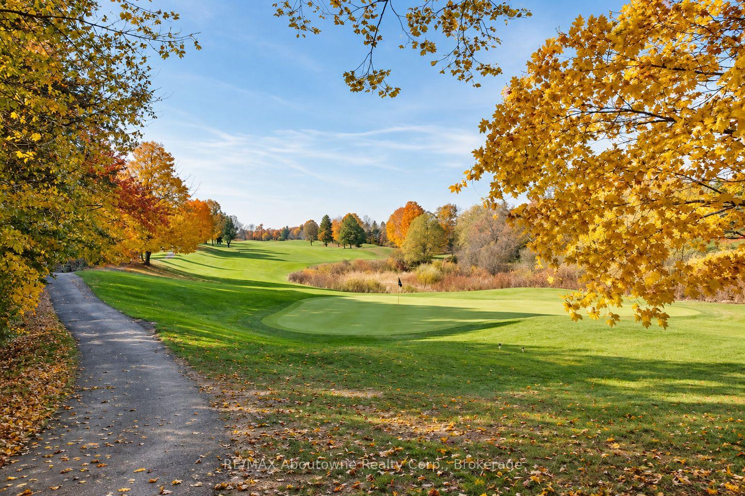 Photo 40 of 6 Turtle Lake Drive, Halton Hills, Rural Halton Hills — HOMEH