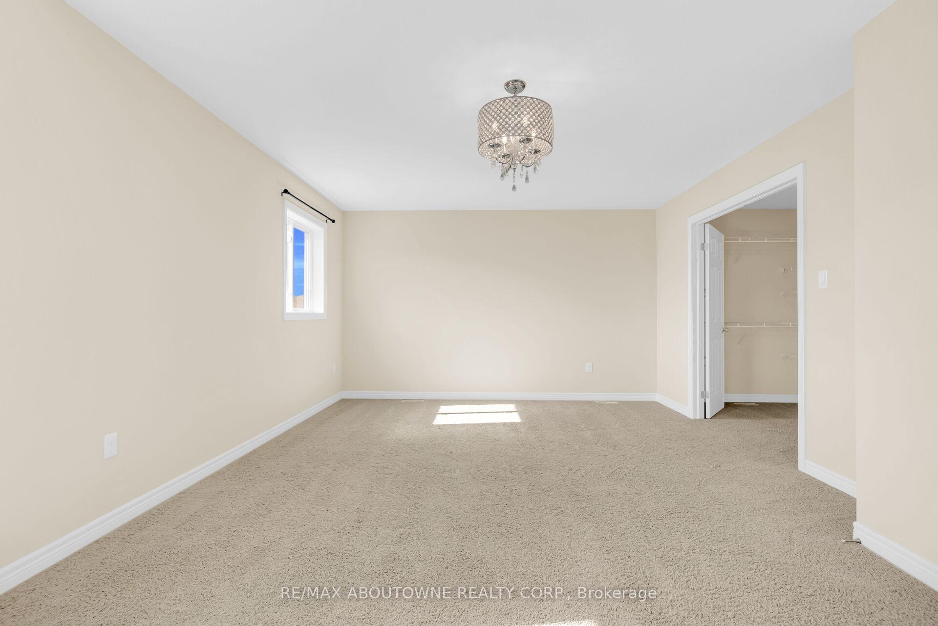 Photo 24 of 94 Ambrous Crescent, Guelph, Kortright East — HOMEH
