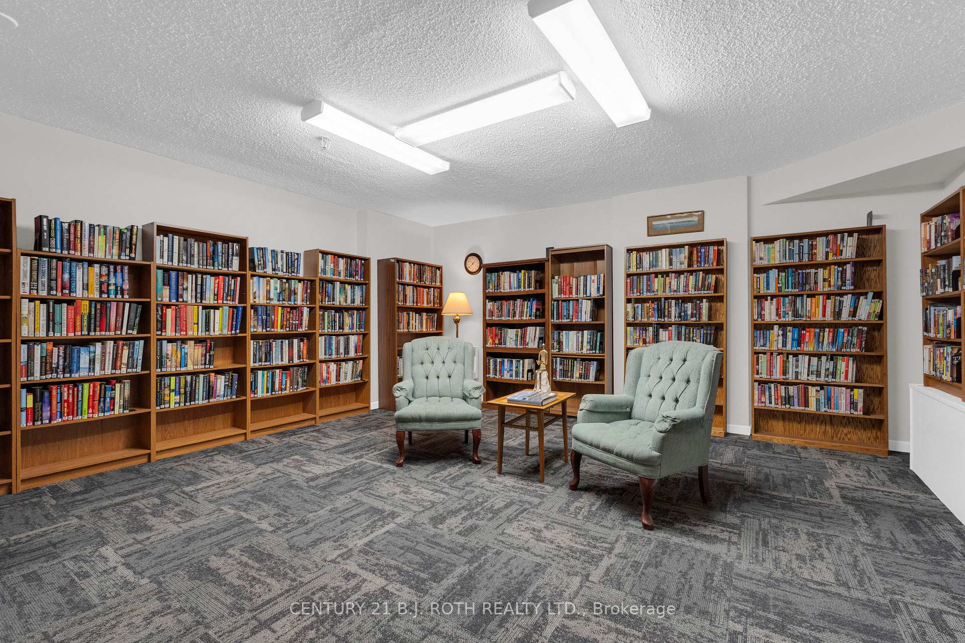 Photo 32 of Unit 1401, 181 Collier Street, Barrie, North Shore — HOMEH