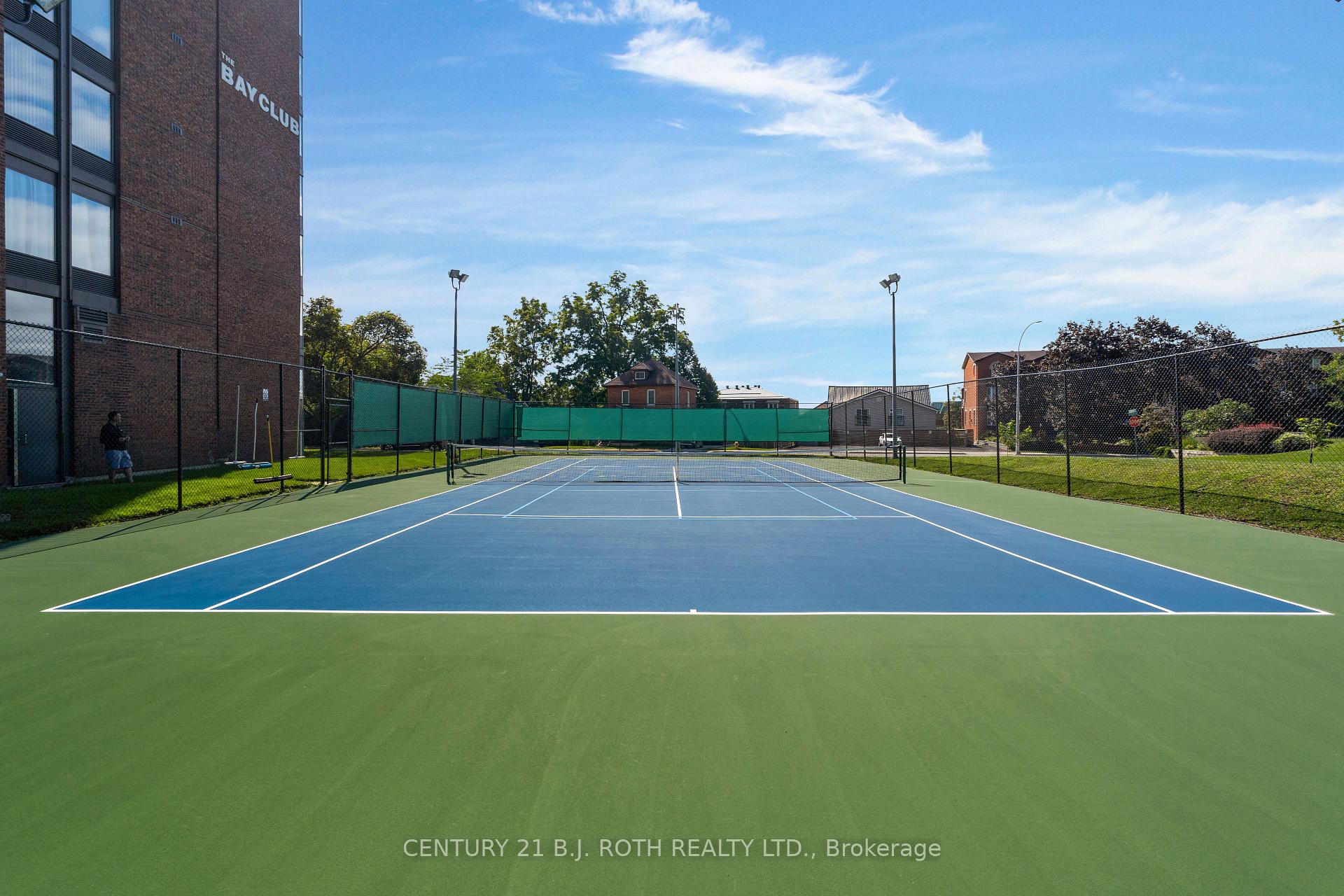 Photo 34 of Unit 1401, 181 Collier Street, Barrie, North Shore — HOMEH