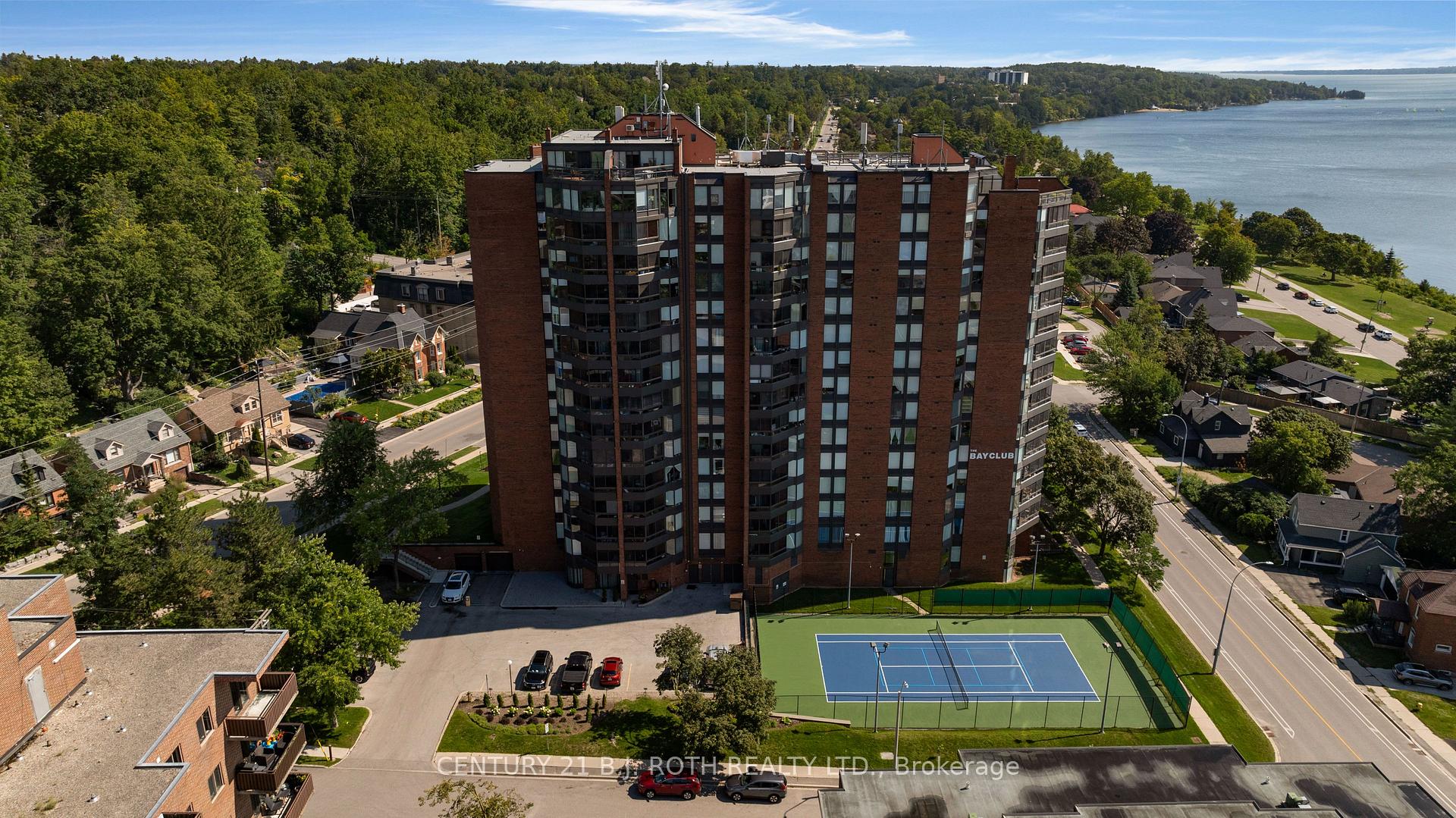 Photo 36 of Unit 1401, 181 Collier Street, Barrie, North Shore — HOMEH