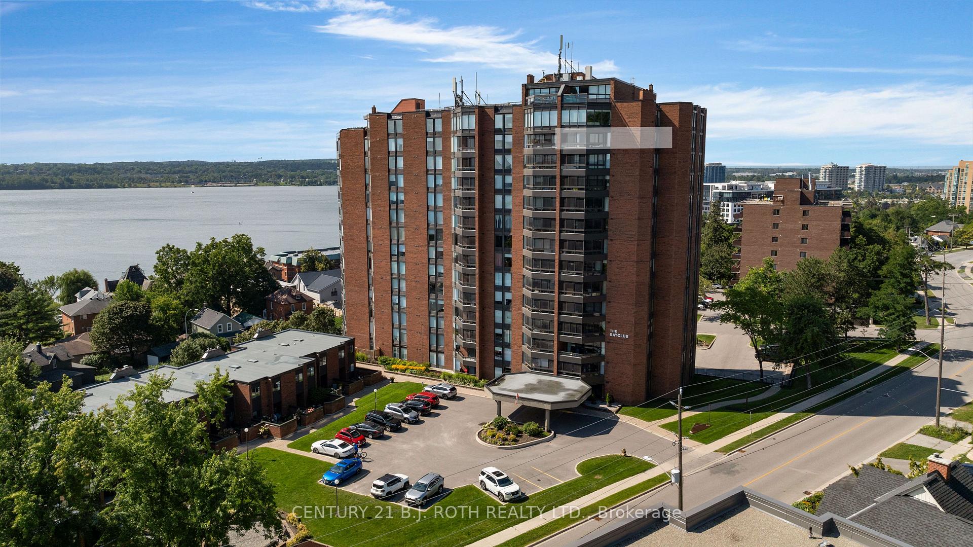Photo 39 of Unit 1401, 181 Collier Street, Barrie, North Shore — HOMEH