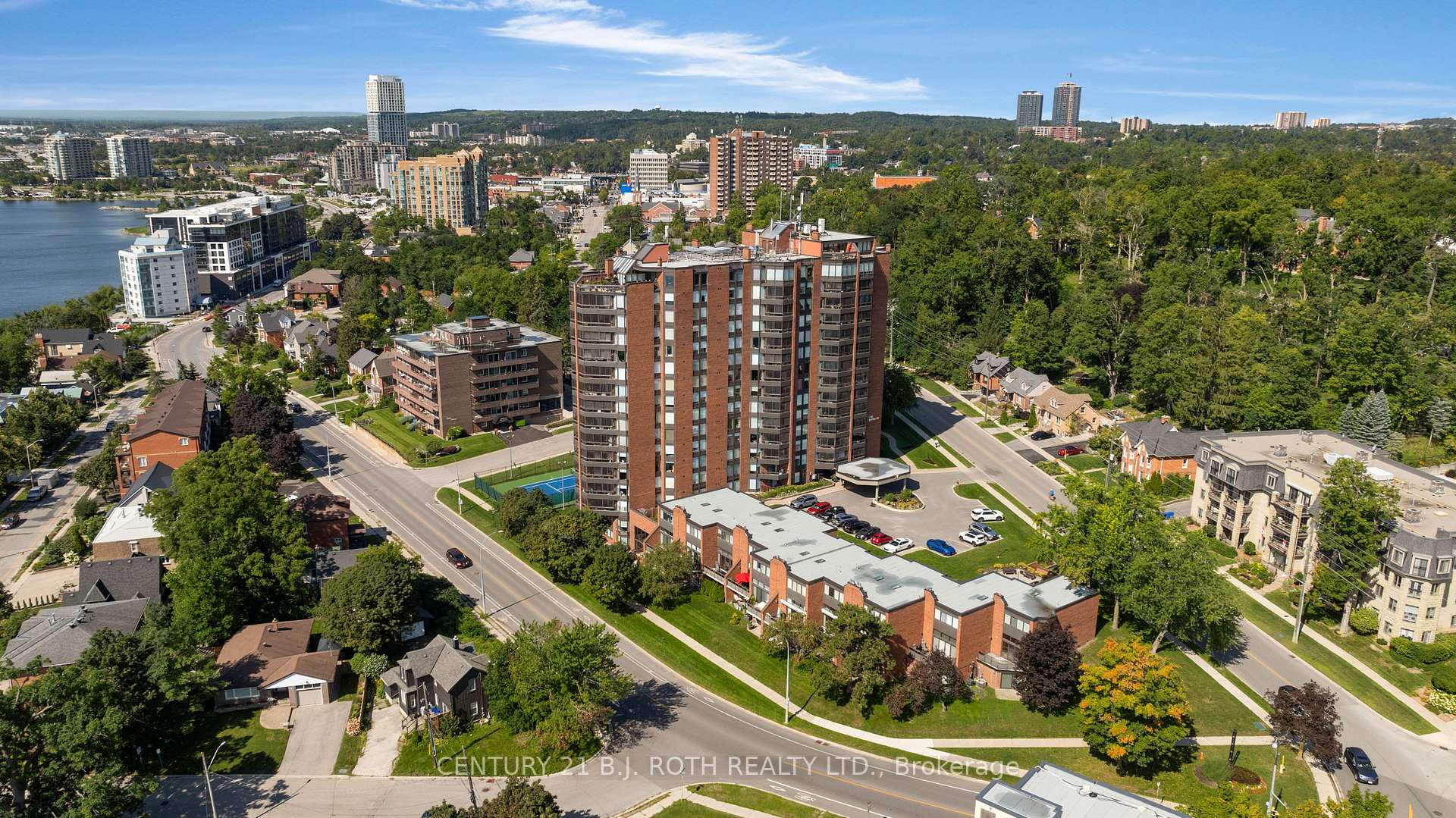 Photo 40 of Unit 1401, 181 Collier Street, Barrie, North Shore — HOMEH