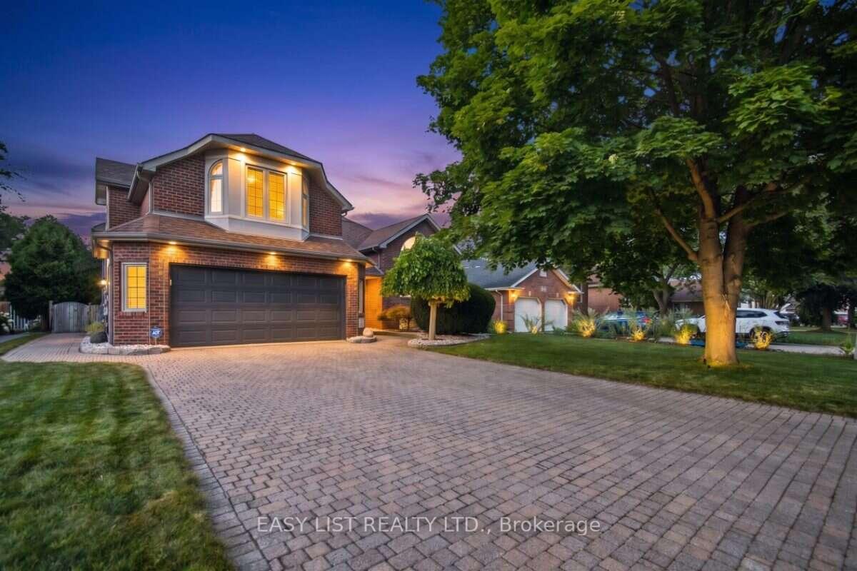 Photo 2 of 5929 Rosewood Crescent, LaSalle — HOMEH