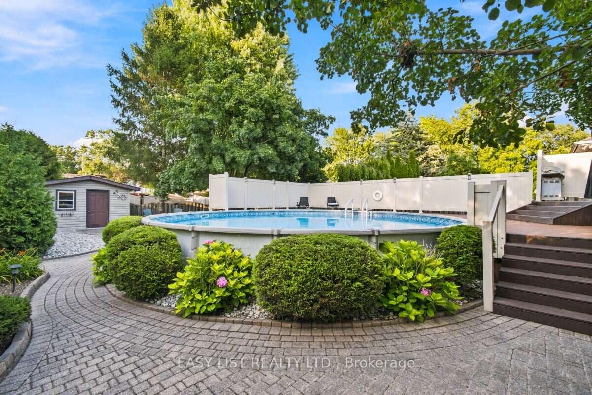 Photo 10 of 5929 Rosewood Crescent, LaSalle — HOMEH