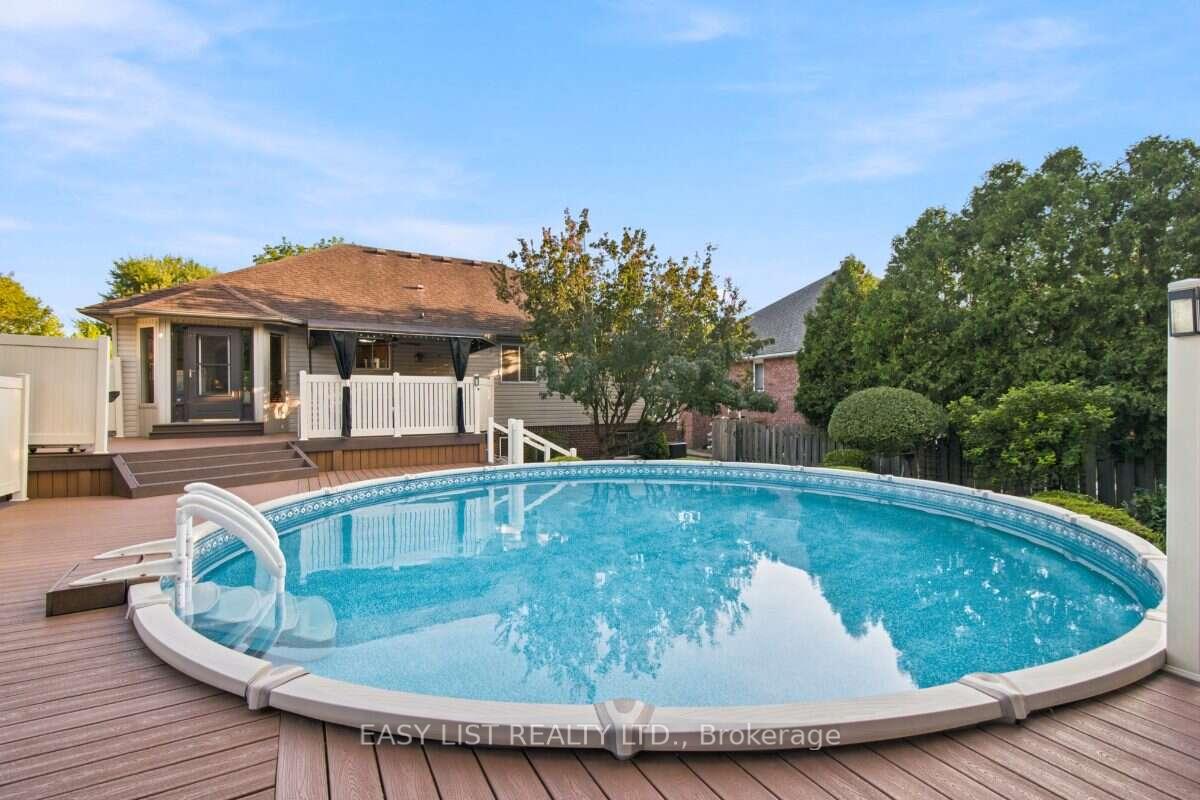 Photo 14 of 5929 Rosewood Crescent, LaSalle — HOMEH