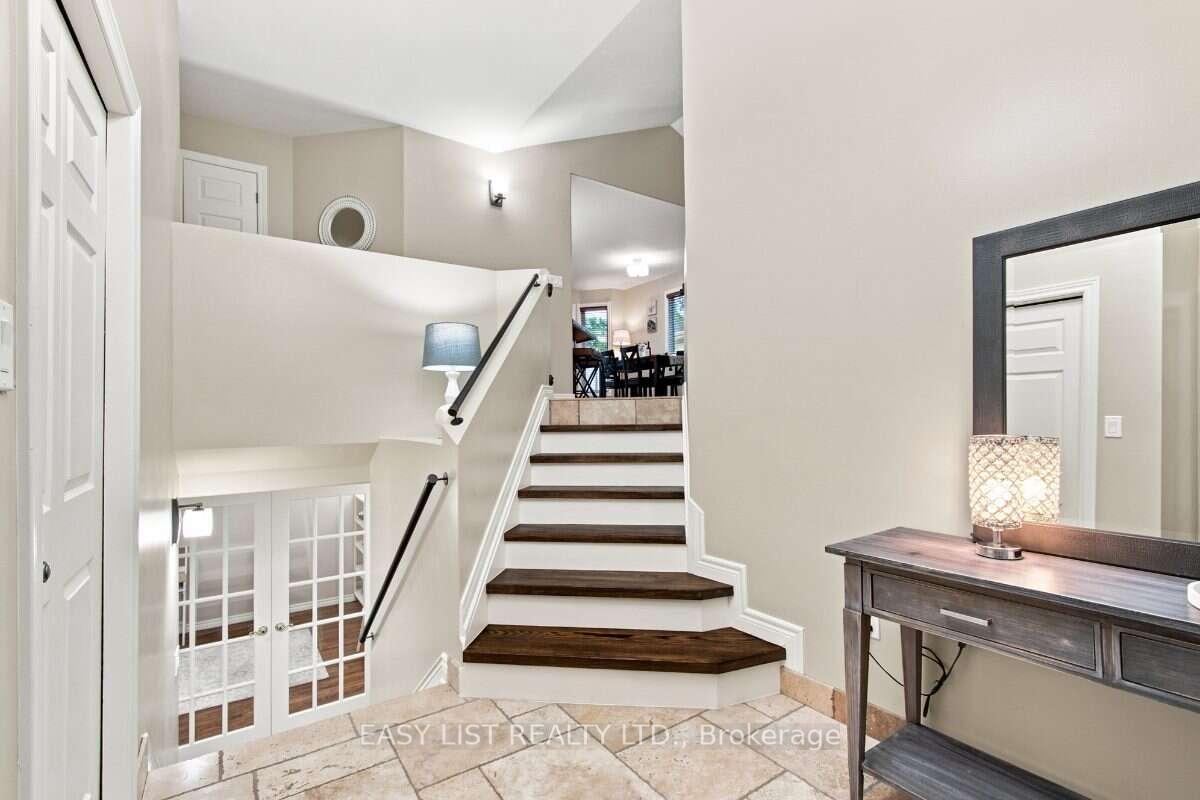 Photo 18 of 5929 Rosewood Crescent, LaSalle — HOMEH