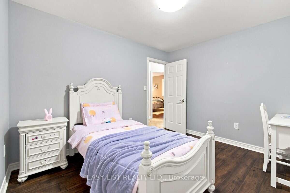 Photo 29 of 5929 Rosewood Crescent, LaSalle — HOMEH