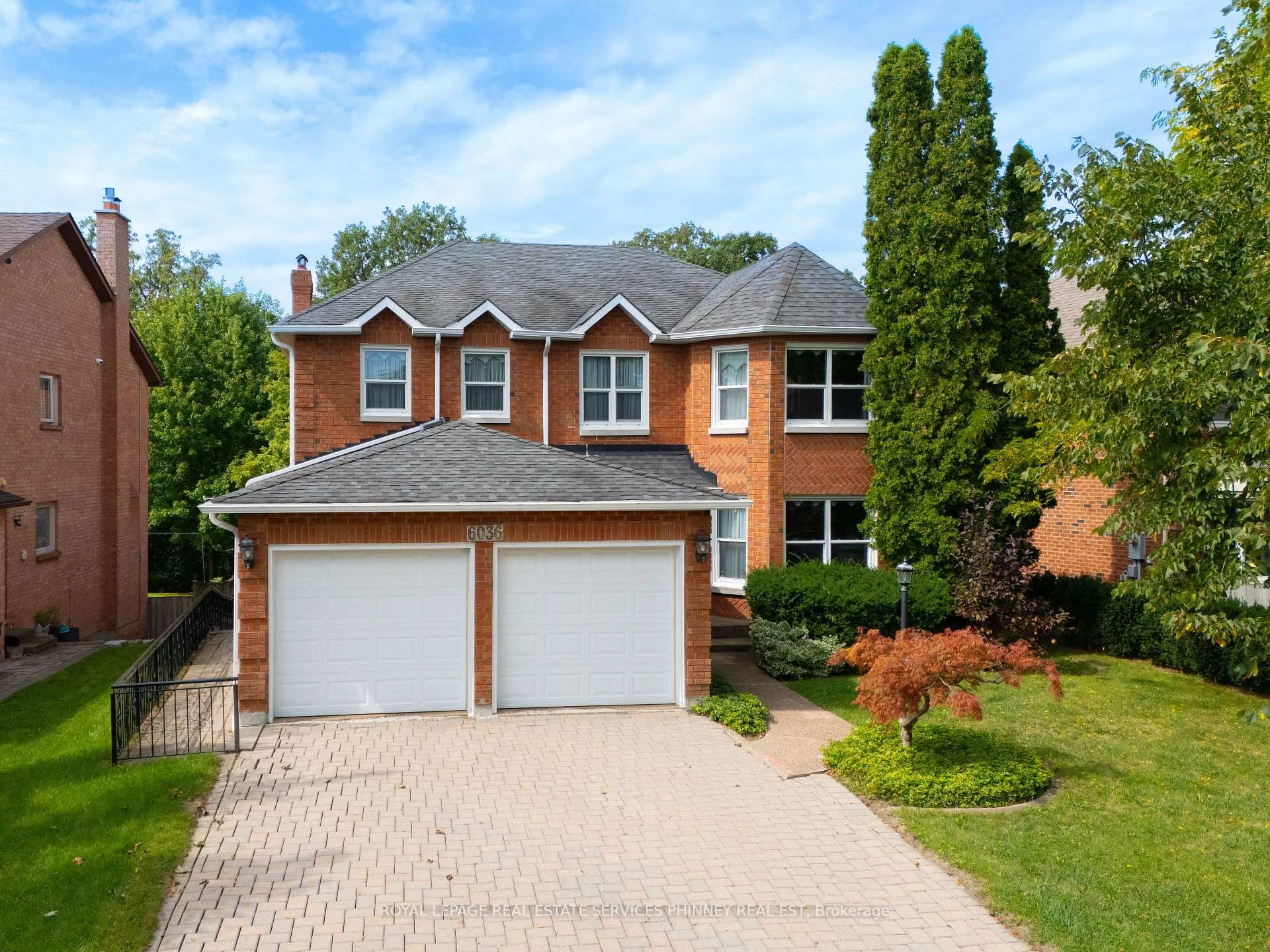 Photo 4 of 6036 St. Ives Way, Mississauga, East Credit — HOMEH