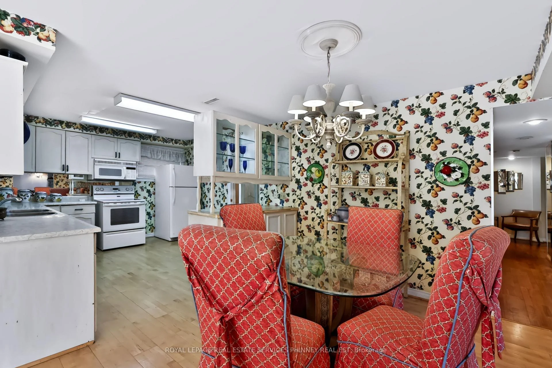 Photo 14 of 6036 St. Ives Way, Mississauga, East Credit — HOMEH