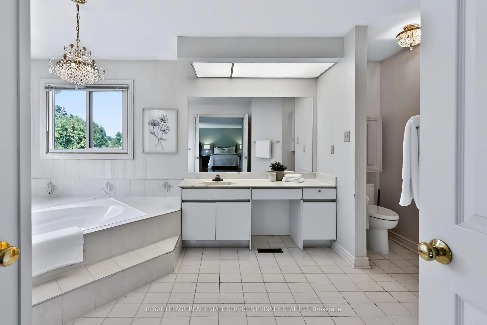 Photo 84 of 6036 St. Ives Way, Mississauga, East Credit — HOMEH