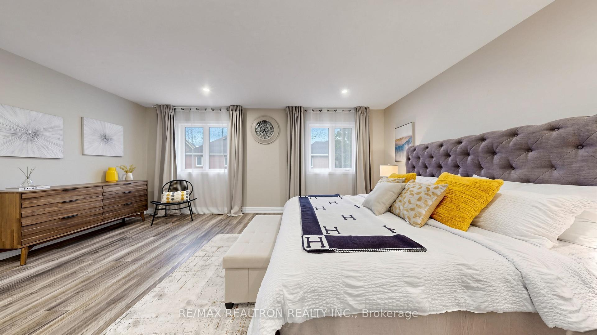 Photo 13 of 492 Pleasant Ridge Avenue, Vaughan, Patterson — HOMEH