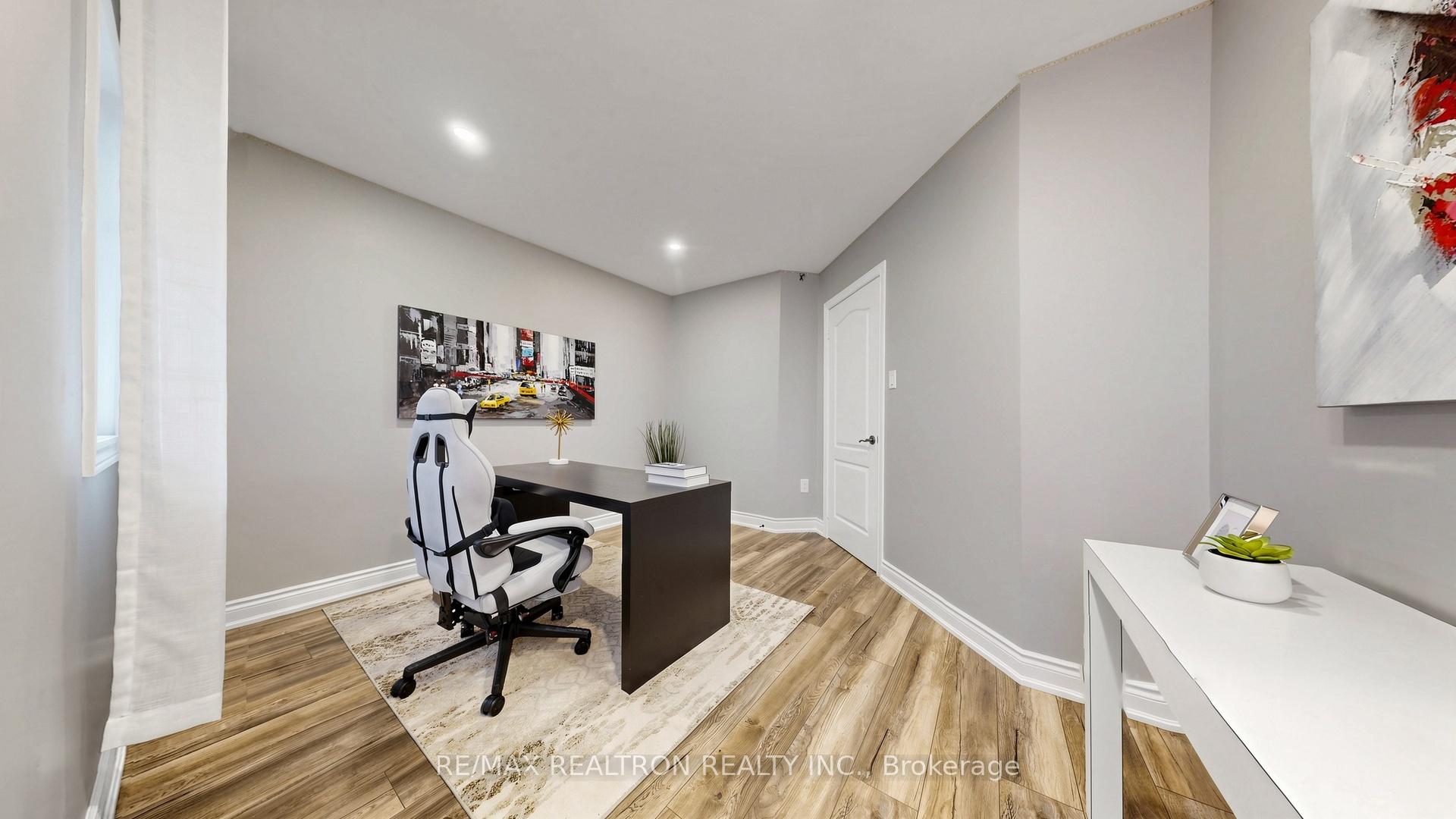 Photo 22 of 492 Pleasant Ridge Avenue, Vaughan, Patterson — HOMEH